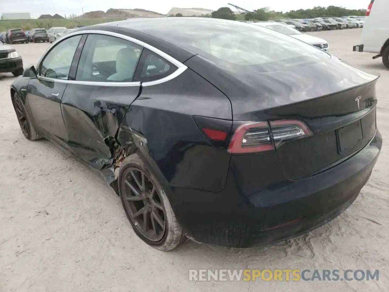 3 Photograph of a damaged car 5YJ3E1EA8KF431325 TESLA MODEL 3 2019