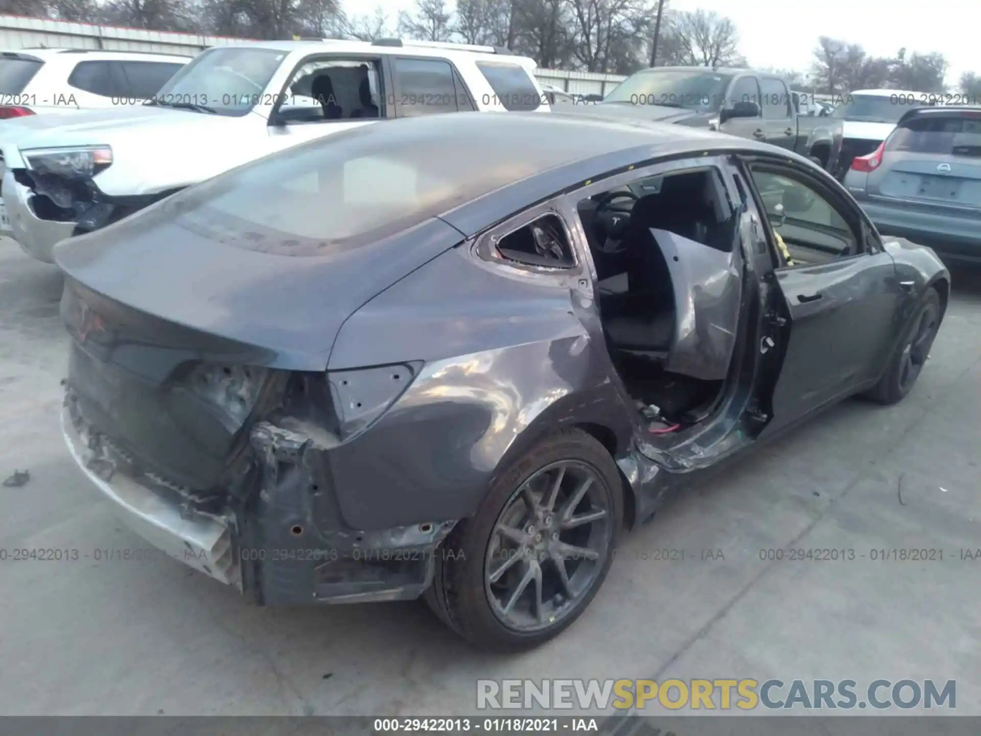 4 Photograph of a damaged car 5YJ3E1EA8KF435276 TESLA MODEL 3 2019