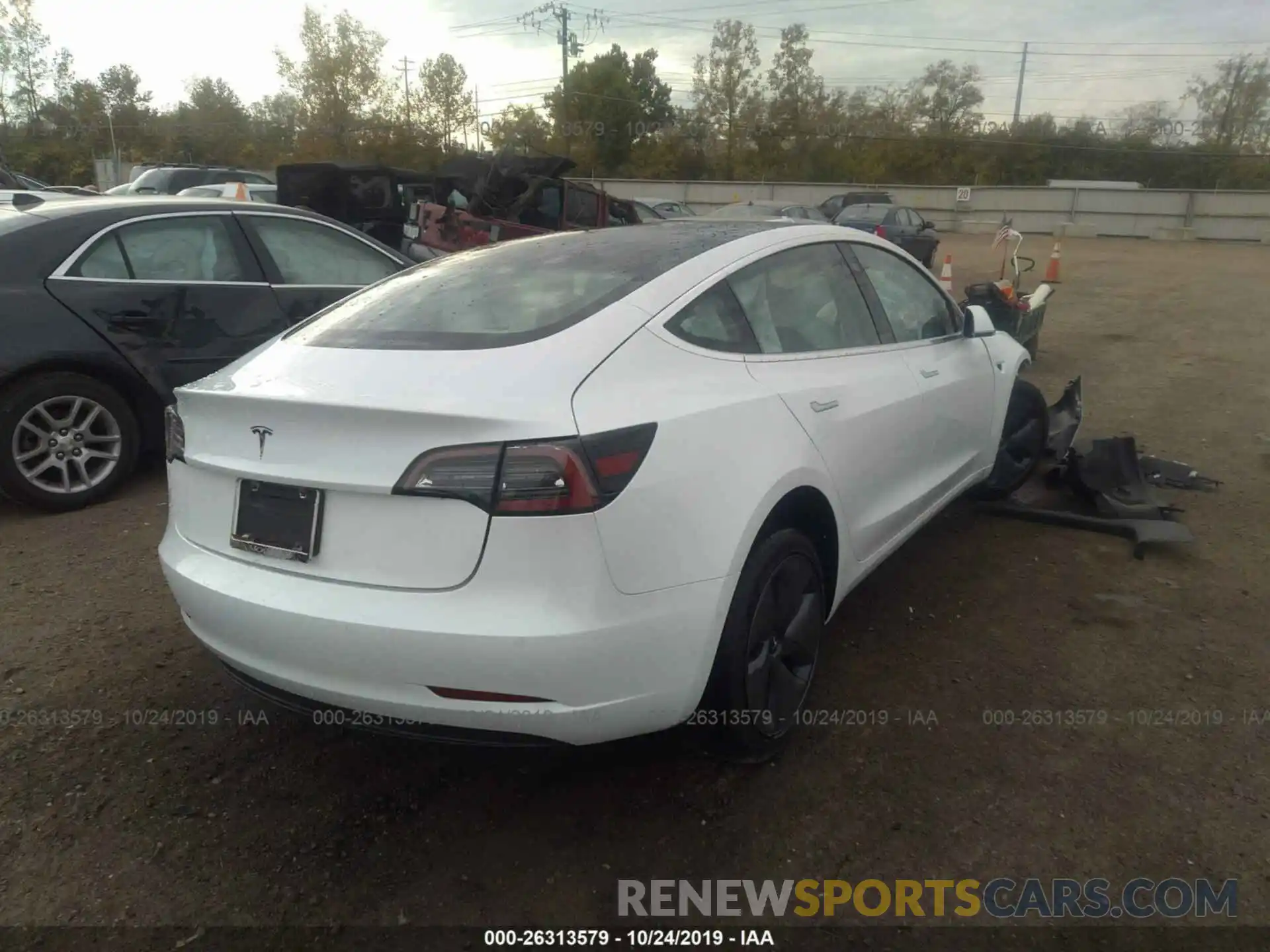 4 Photograph of a damaged car 5YJ3E1EA8KF444964 TESLA MODEL 3 2019