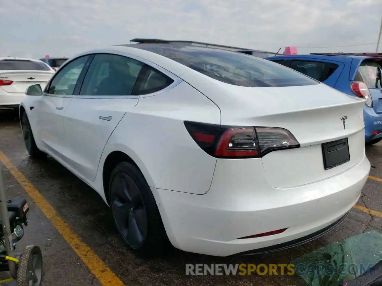 3 Photograph of a damaged car 5YJ3E1EA8KF464535 TESLA MODEL 3 2019