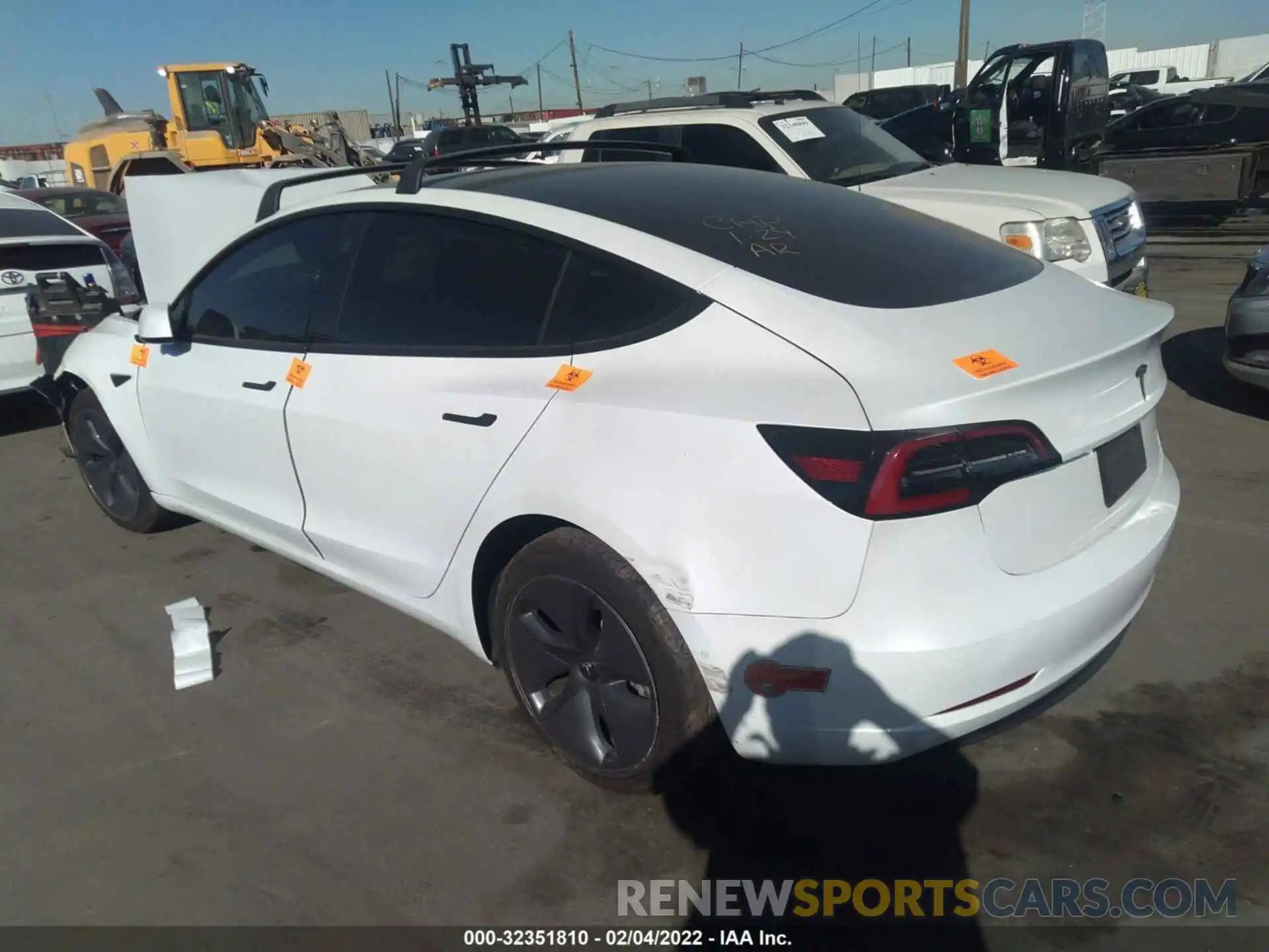 3 Photograph of a damaged car 5YJ3E1EA8KF464583 TESLA MODEL 3 2019