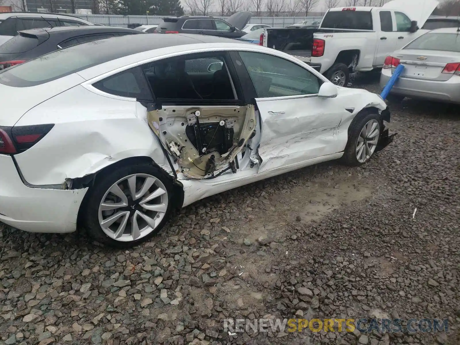 9 Photograph of a damaged car 5YJ3E1EA8KF480430 TESLA MODEL 3 2019