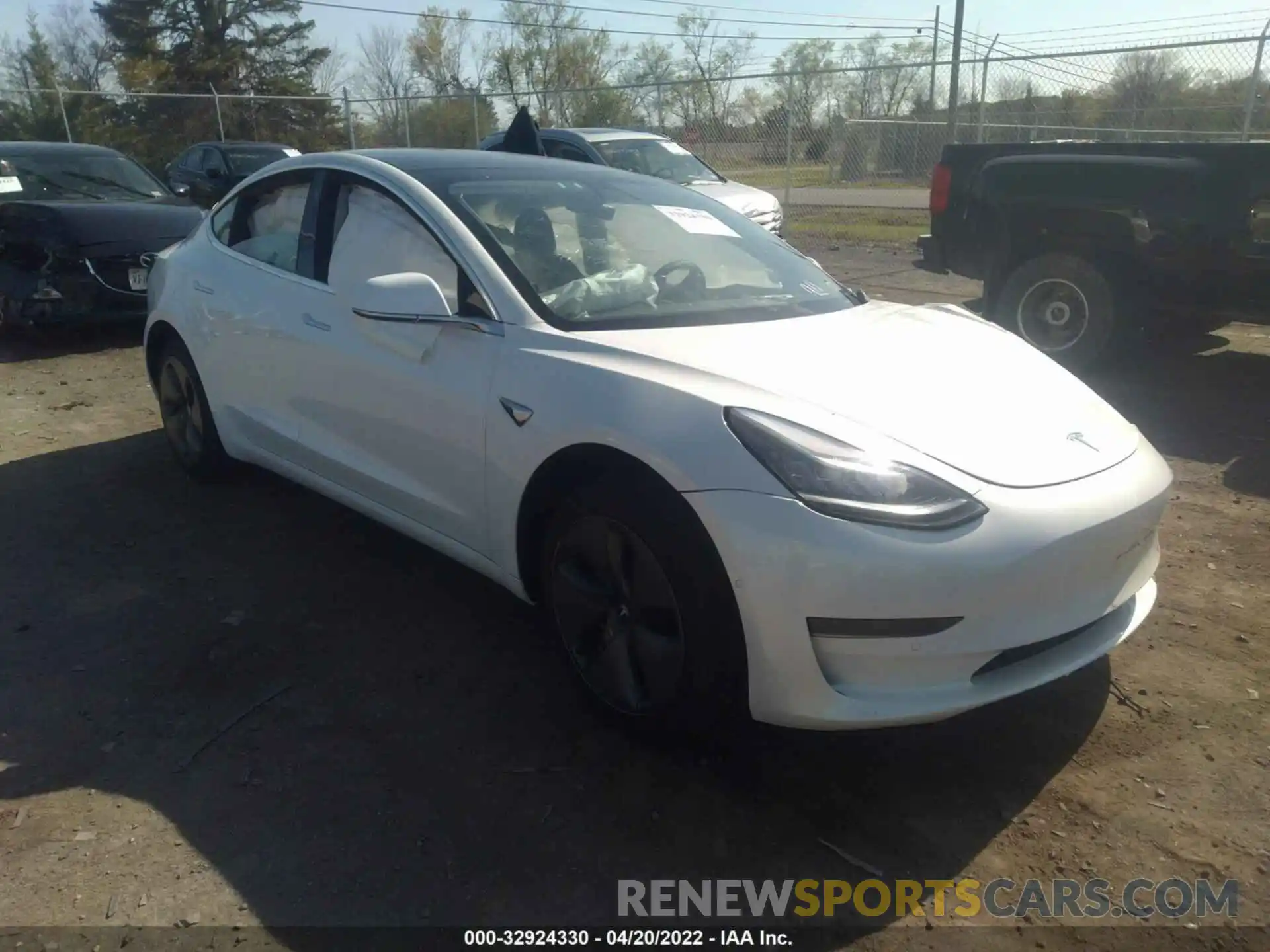 1 Photograph of a damaged car 5YJ3E1EA8KF483876 TESLA MODEL 3 2019