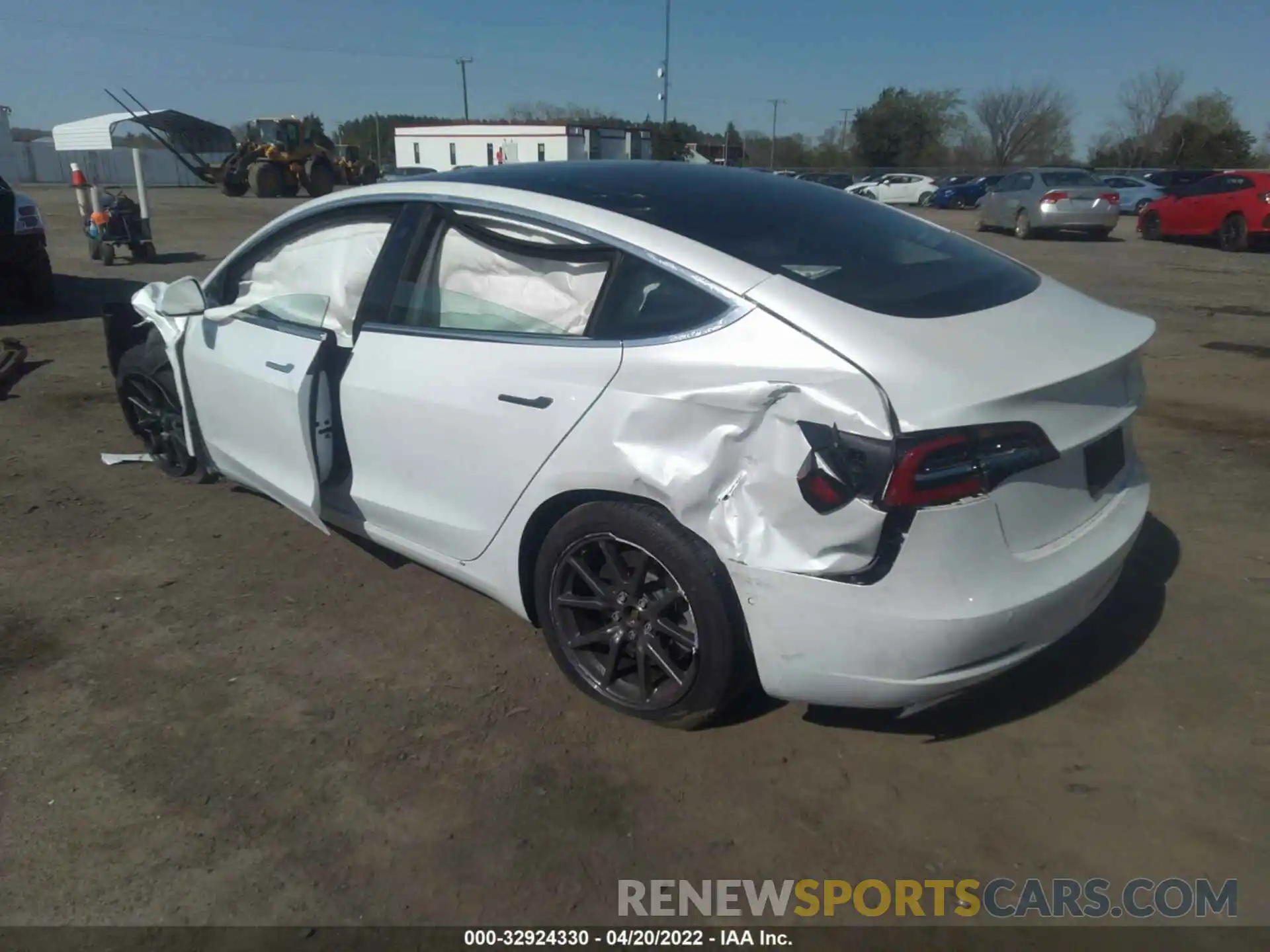 3 Photograph of a damaged car 5YJ3E1EA8KF483876 TESLA MODEL 3 2019