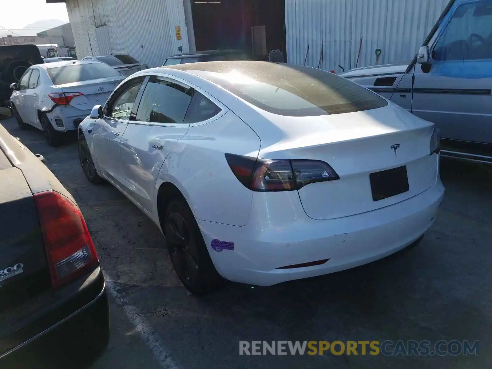 3 Photograph of a damaged car 5YJ3E1EA8KF484753 TESLA MODEL 3 2019