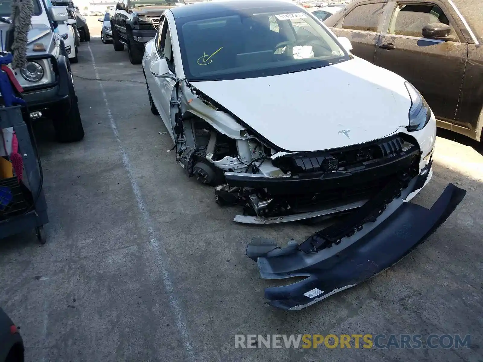 9 Photograph of a damaged car 5YJ3E1EA8KF484753 TESLA MODEL 3 2019