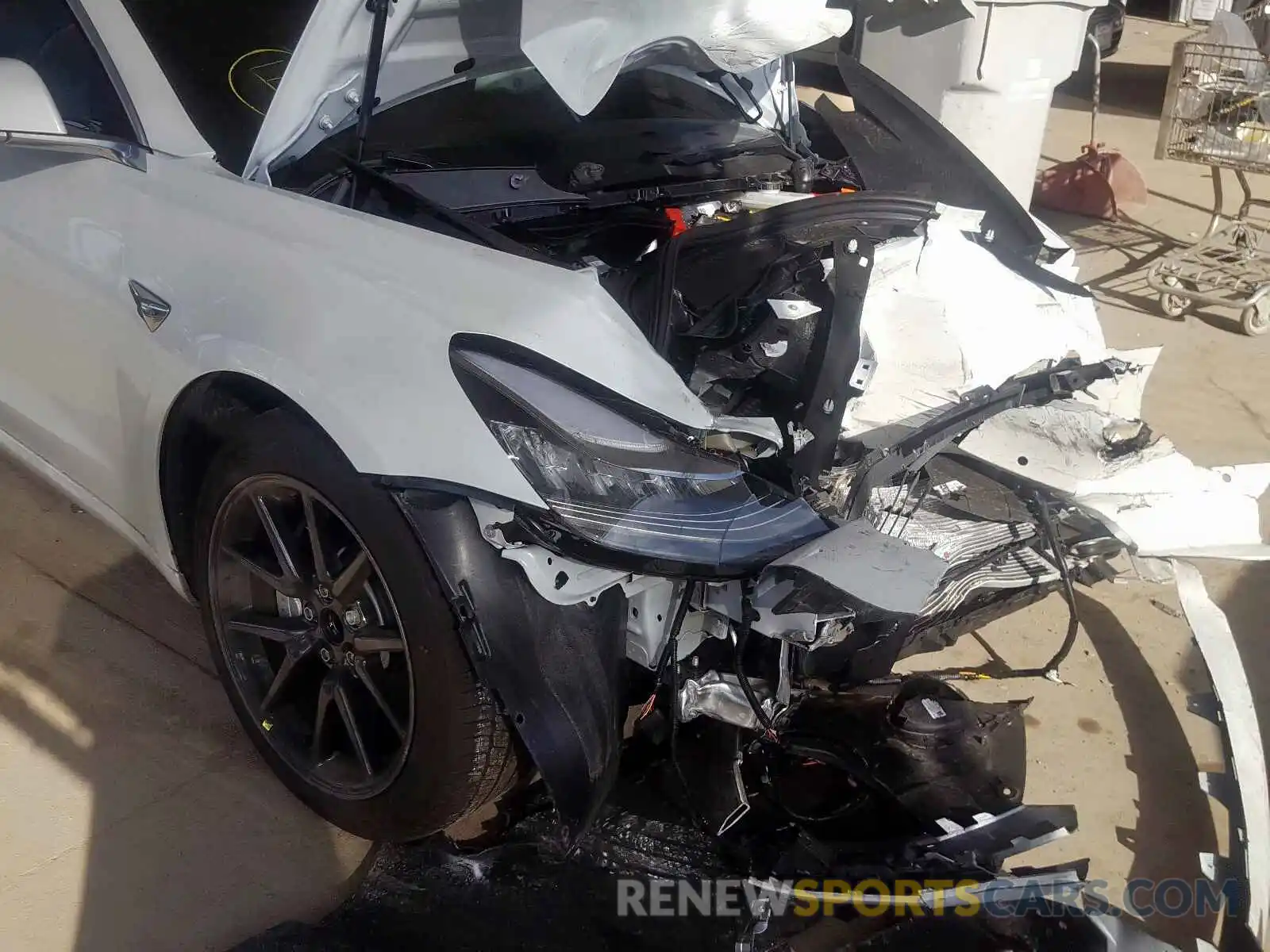 9 Photograph of a damaged car 5YJ3E1EA8KF485126 TESLA MODEL 3 2019