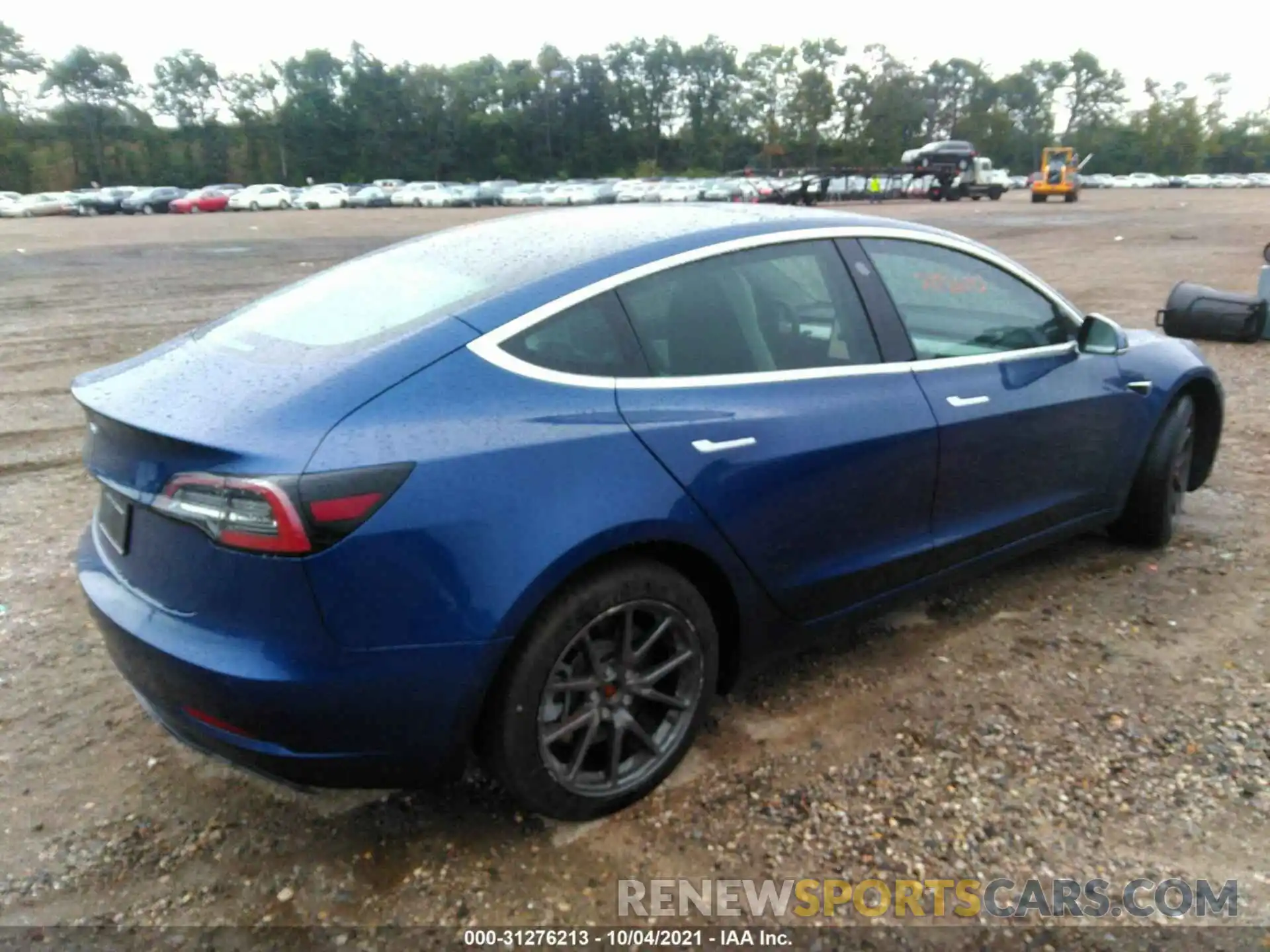 4 Фотография поврежденного автомобиля 5YJ3E1EA8KF486065 TESLA MODEL 3 2019