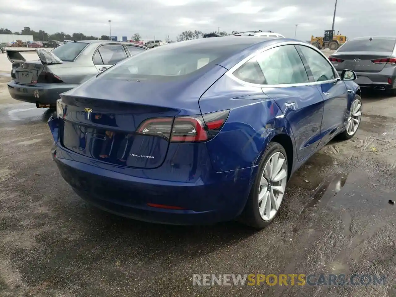 4 Фотография поврежденного автомобиля 5YJ3E1EA8KF509750 TESLA MODEL 3 2019