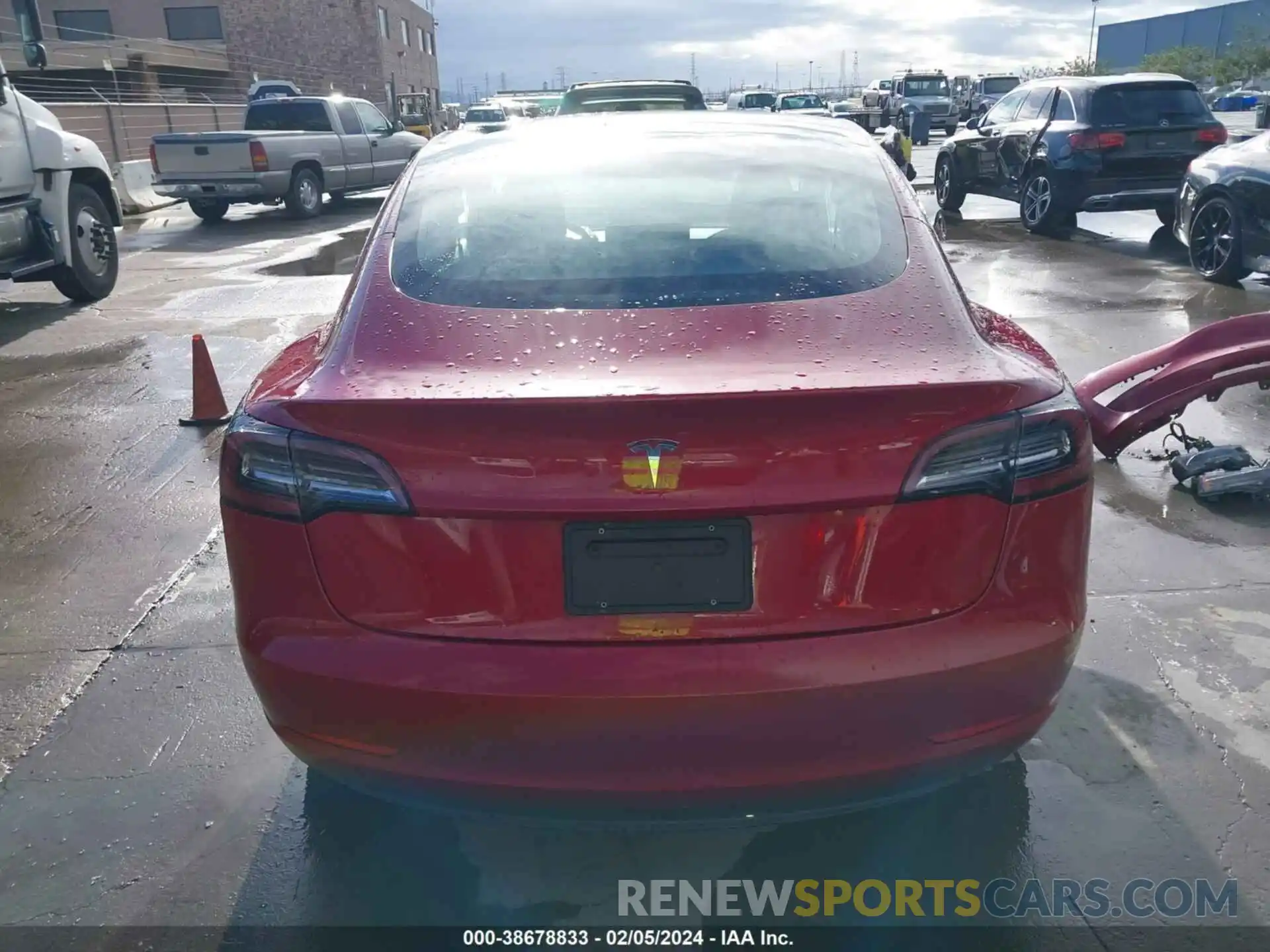 17 Photograph of a damaged car 5YJ3E1EA8KF536902 TESLA MODEL 3 2019