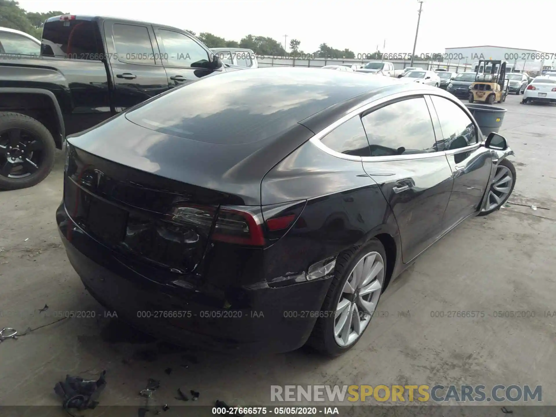 4 Photograph of a damaged car 5YJ3E1EA9KF190813 TESLA MODEL 3 2019