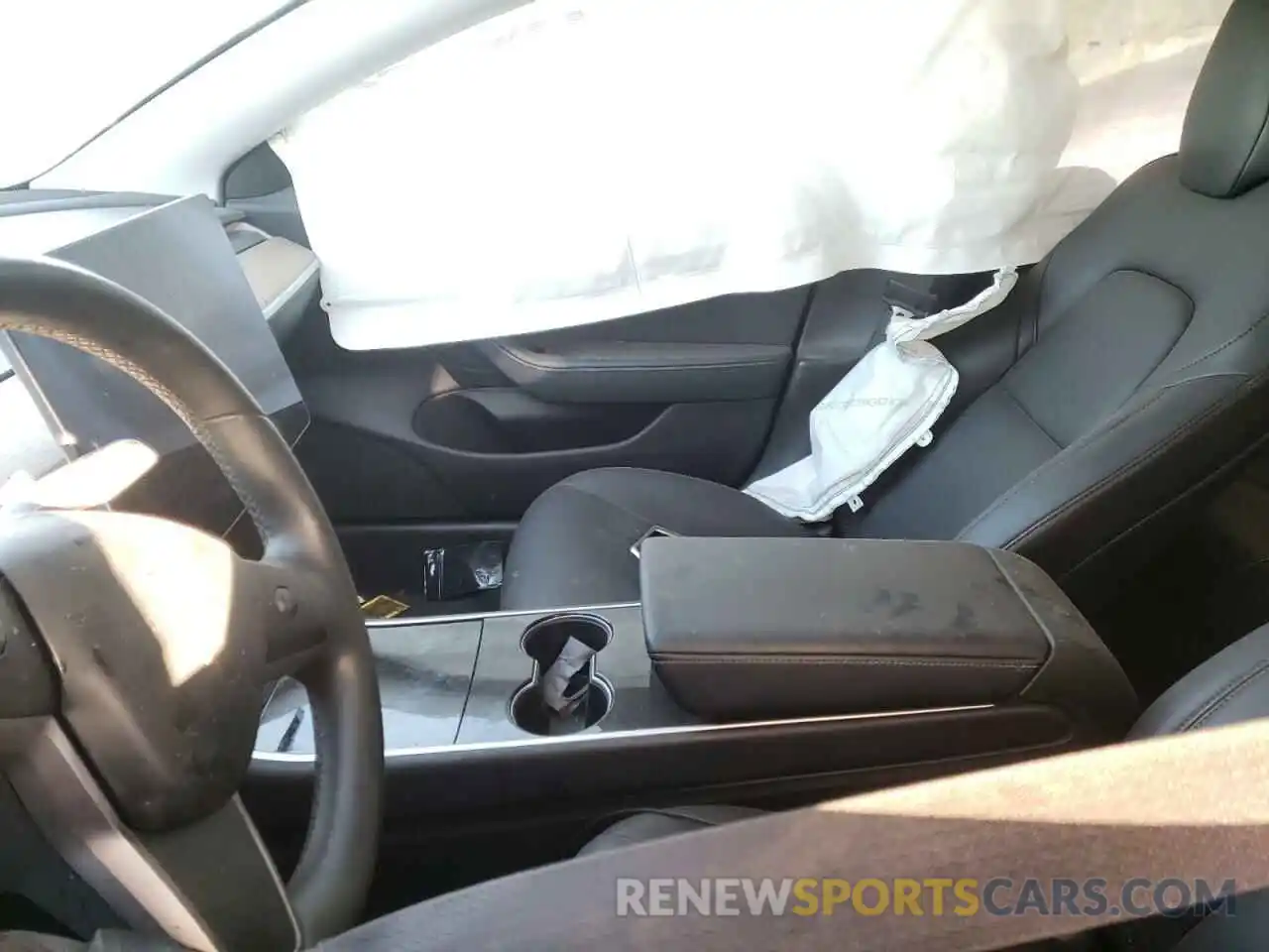 5 Photograph of a damaged car 5YJ3E1EA9KF306107 TESLA MODEL 3 2019