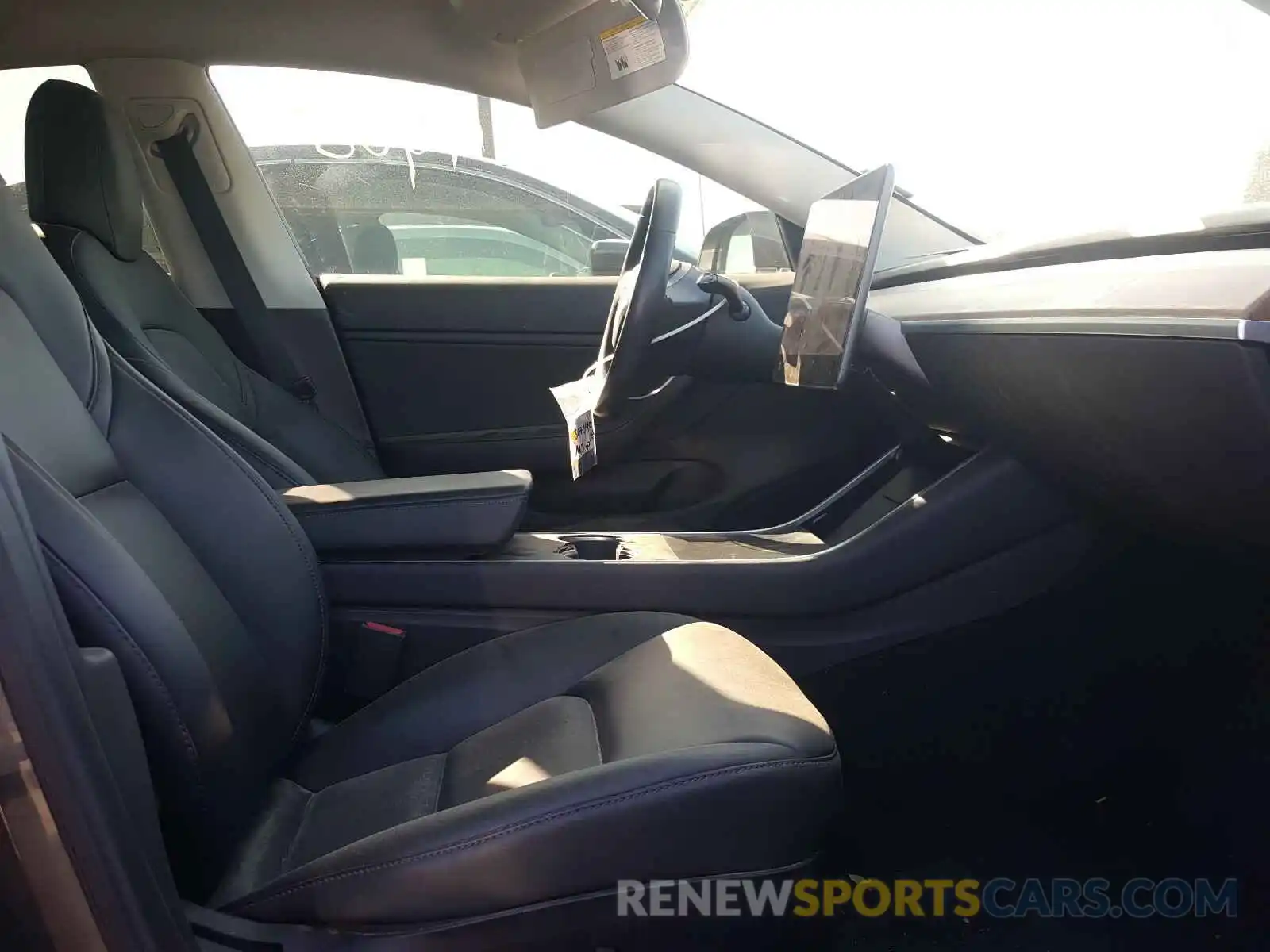 5 Photograph of a damaged car 5YJ3E1EA9KF307340 TESLA MODEL 3 2019