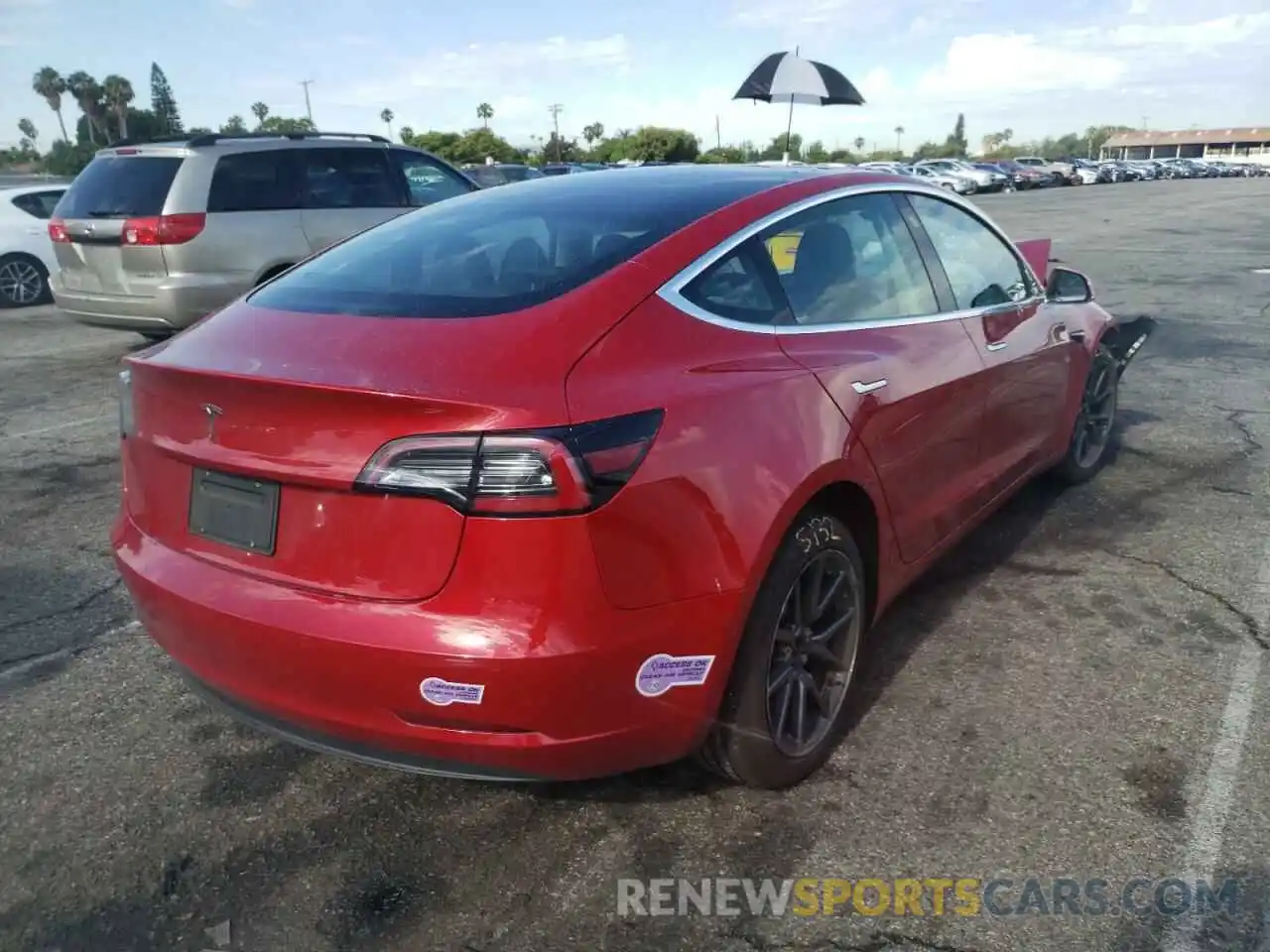 4 Фотография поврежденного автомобиля 5YJ3E1EA9KF308620 TESLA MODEL 3 2019