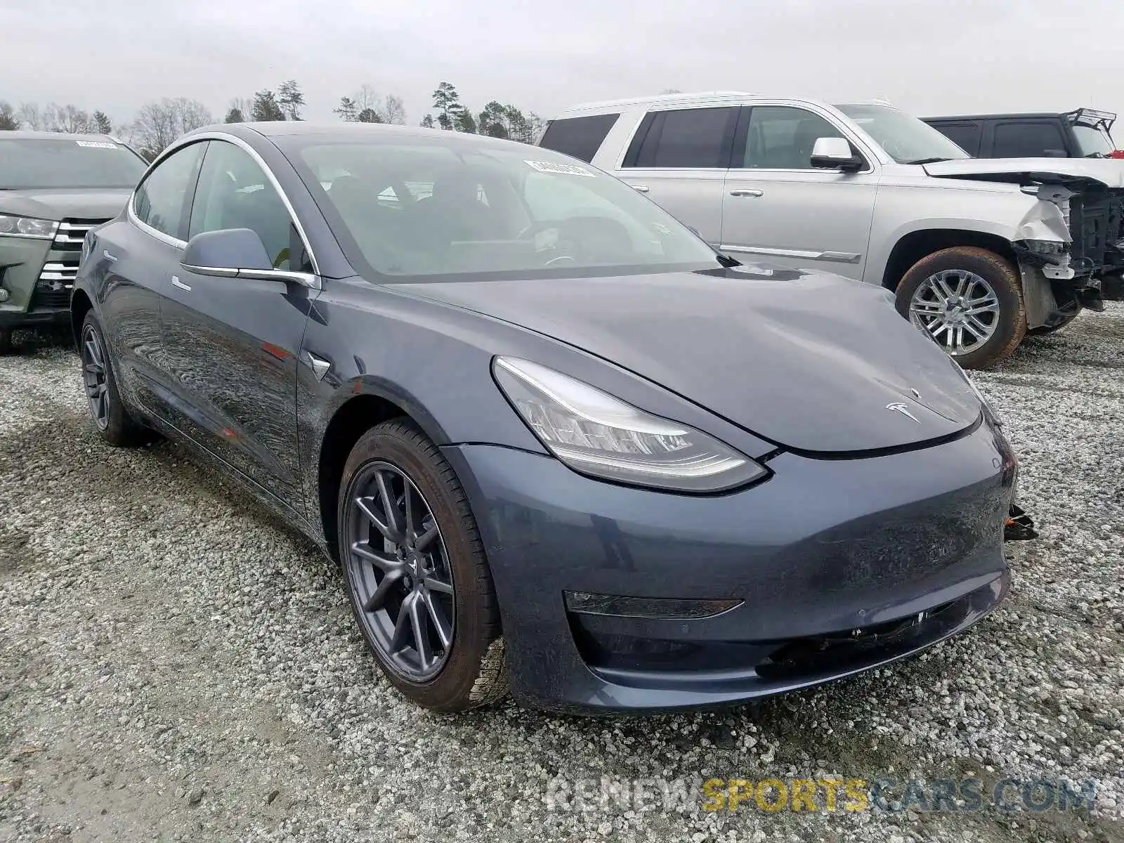 1 Photograph of a damaged car 5YJ3E1EA9KF313638 TESLA MODEL 3 2019