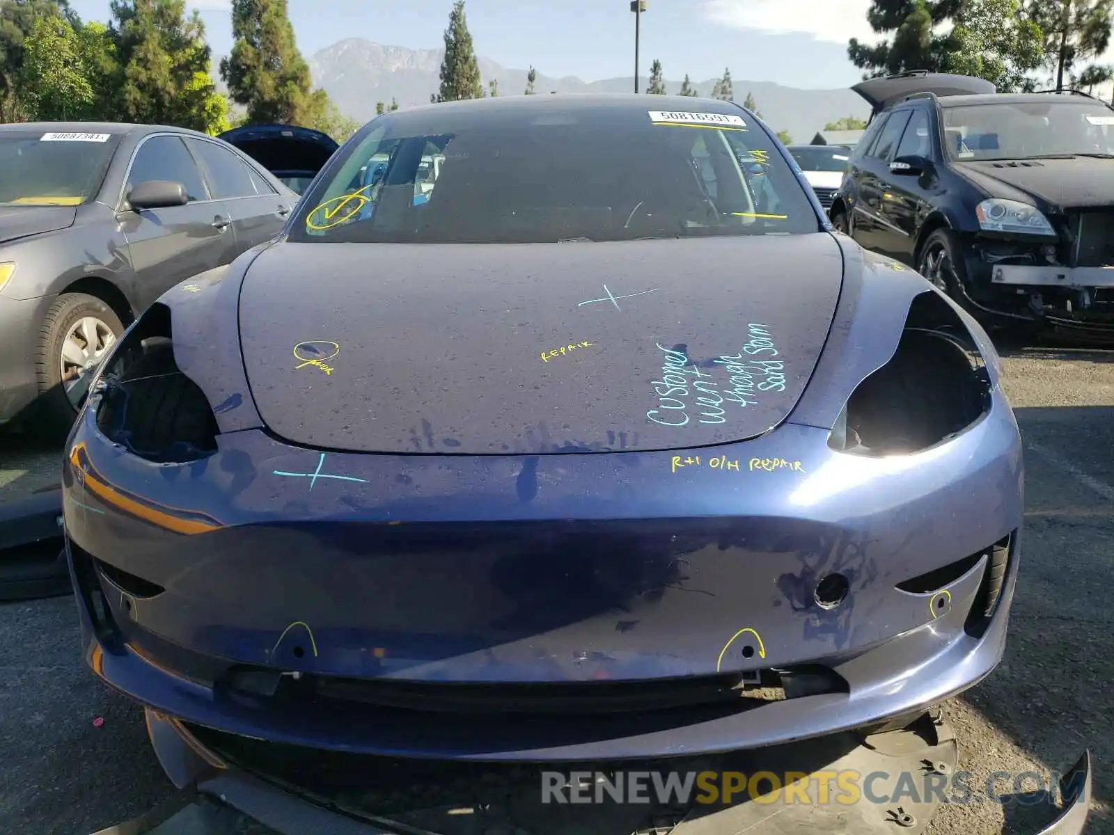 9 Photograph of a damaged car 5YJ3E1EA9KF313915 TESLA MODEL 3 2019