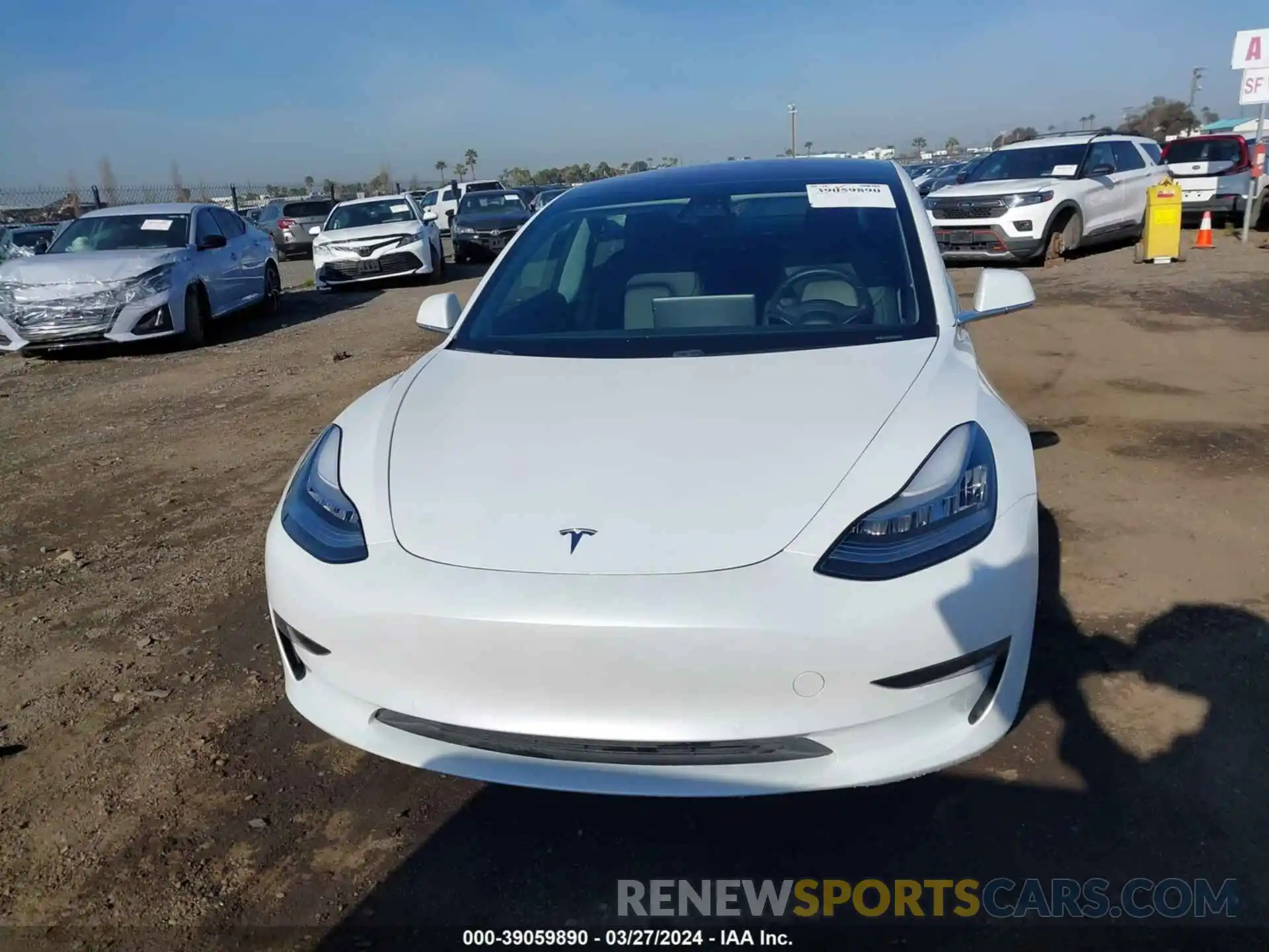 13 Фотография поврежденного автомобиля 5YJ3E1EA9KF313946 TESLA MODEL 3 2019