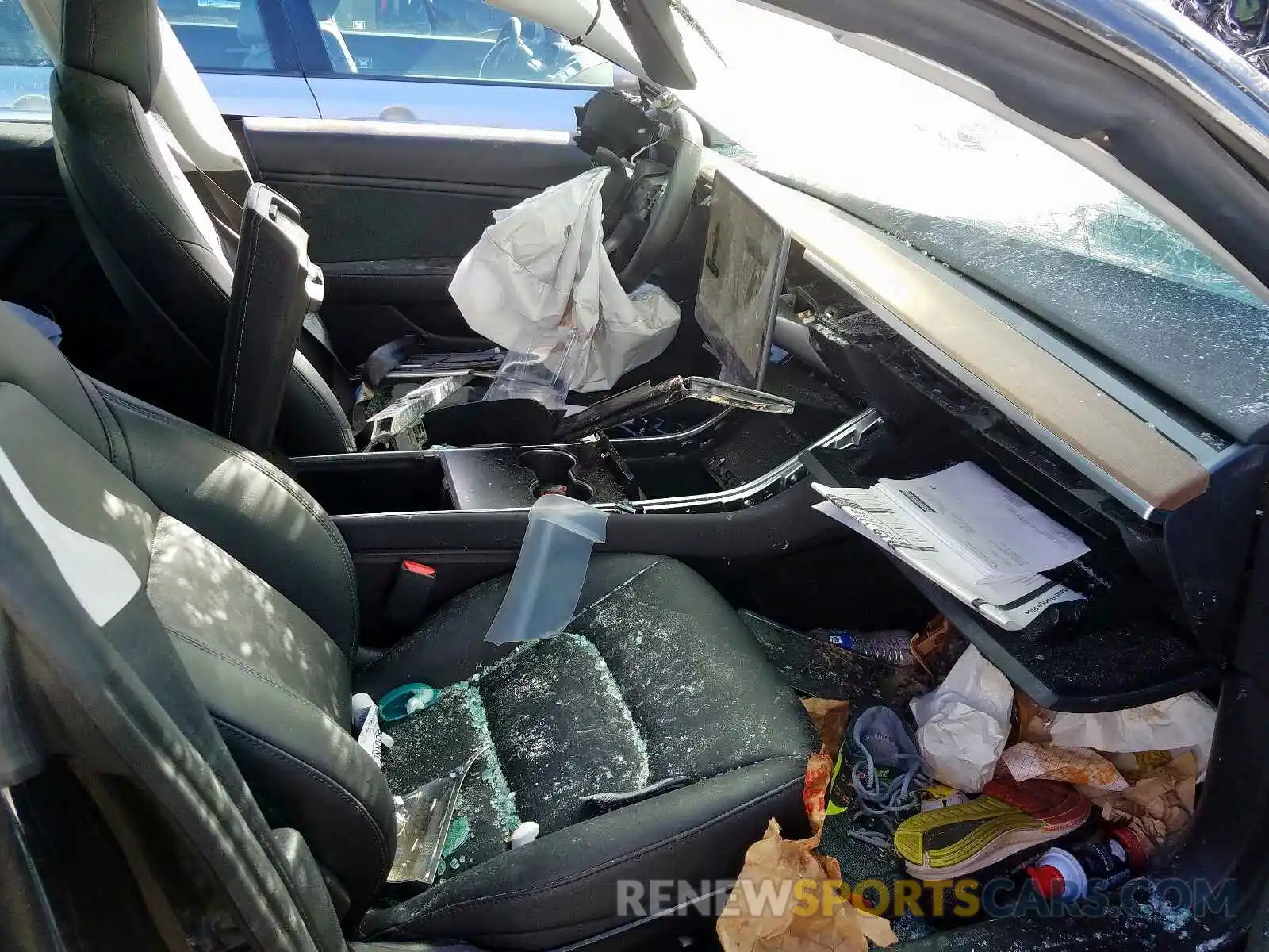 5 Photograph of a damaged car 5YJ3E1EA9KF316846 TESLA MODEL 3 2019