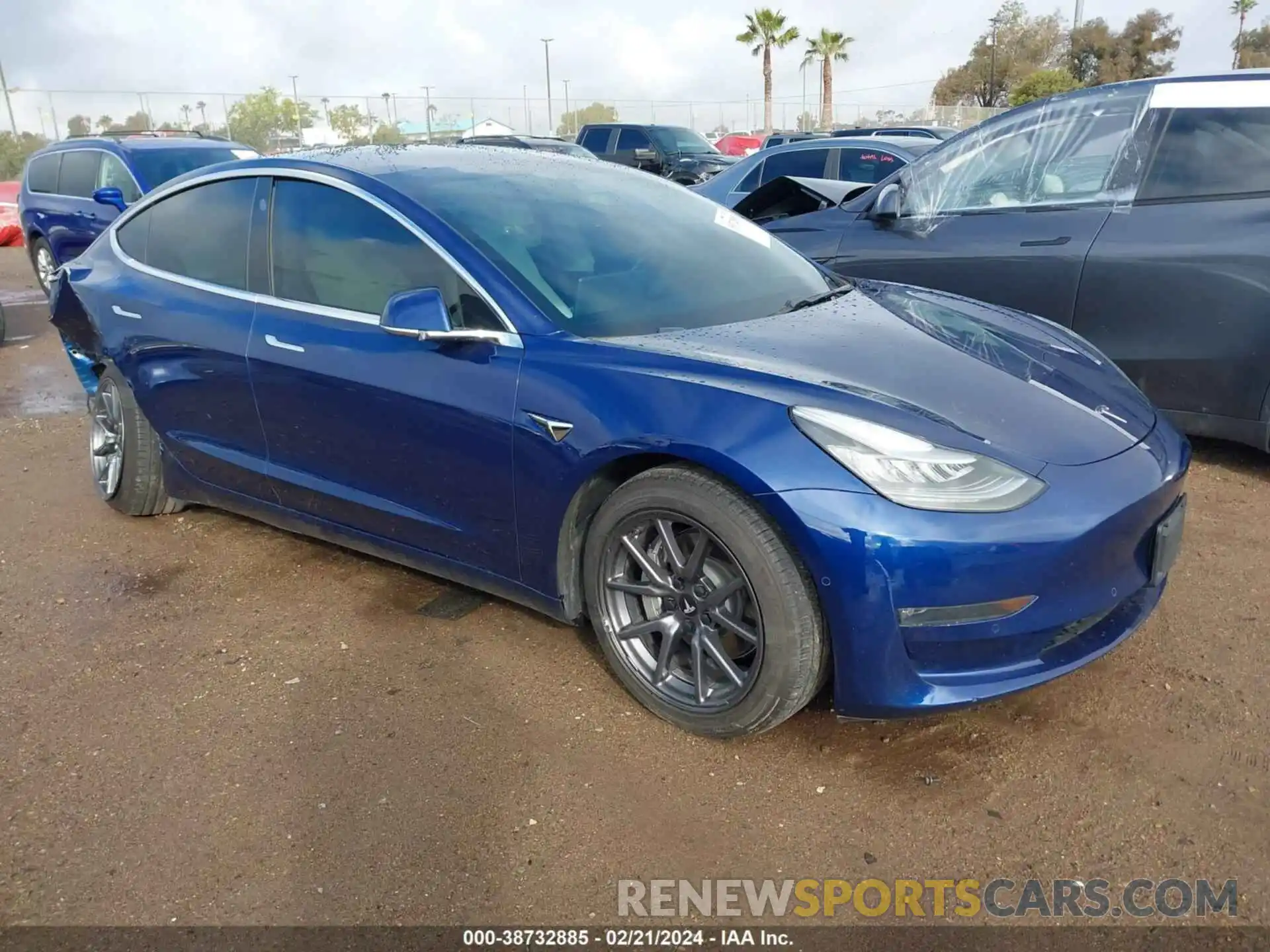 1 Photograph of a damaged car 5YJ3E1EA9KF317947 TESLA MODEL 3 2019