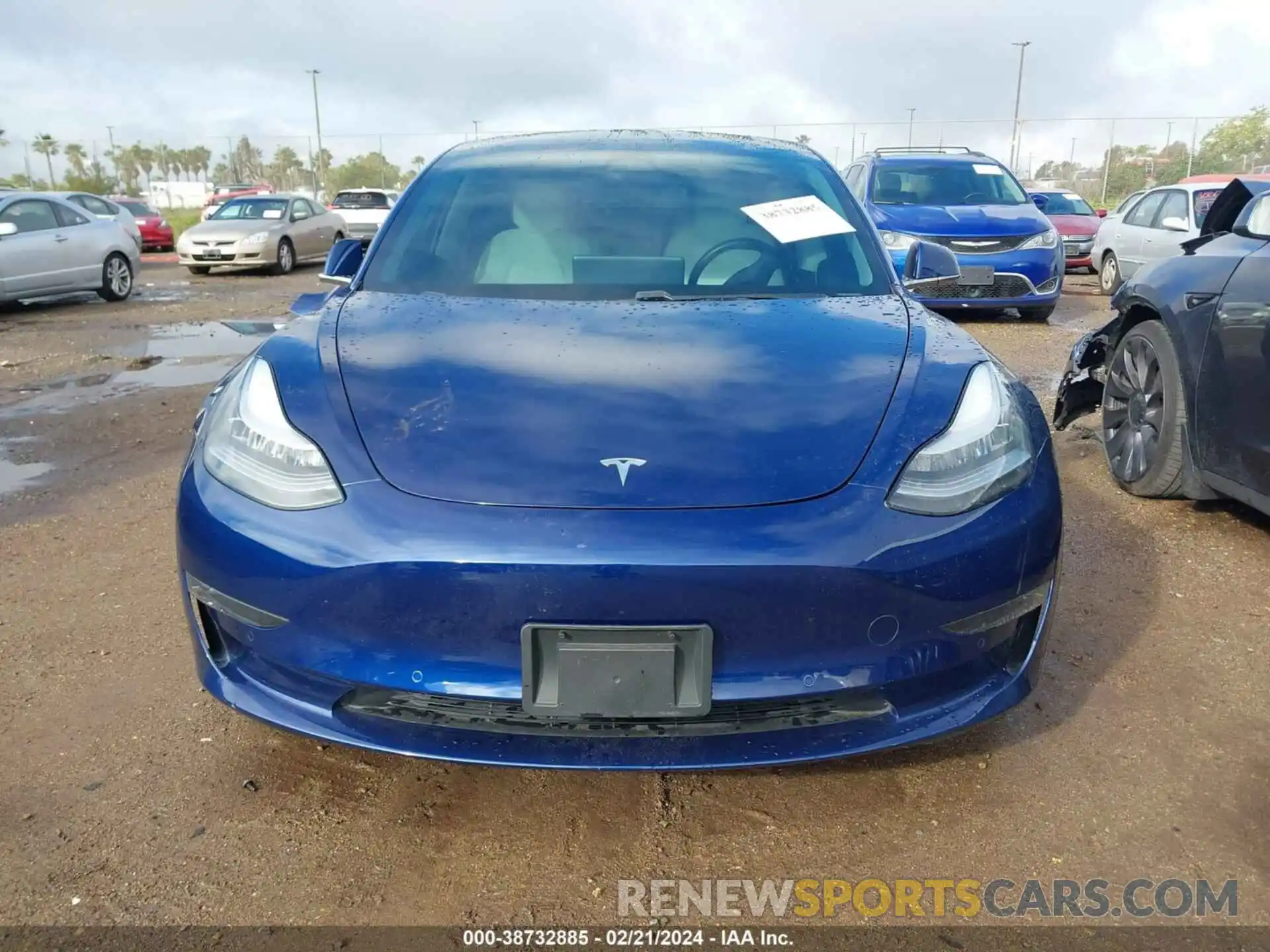 13 Photograph of a damaged car 5YJ3E1EA9KF317947 TESLA MODEL 3 2019