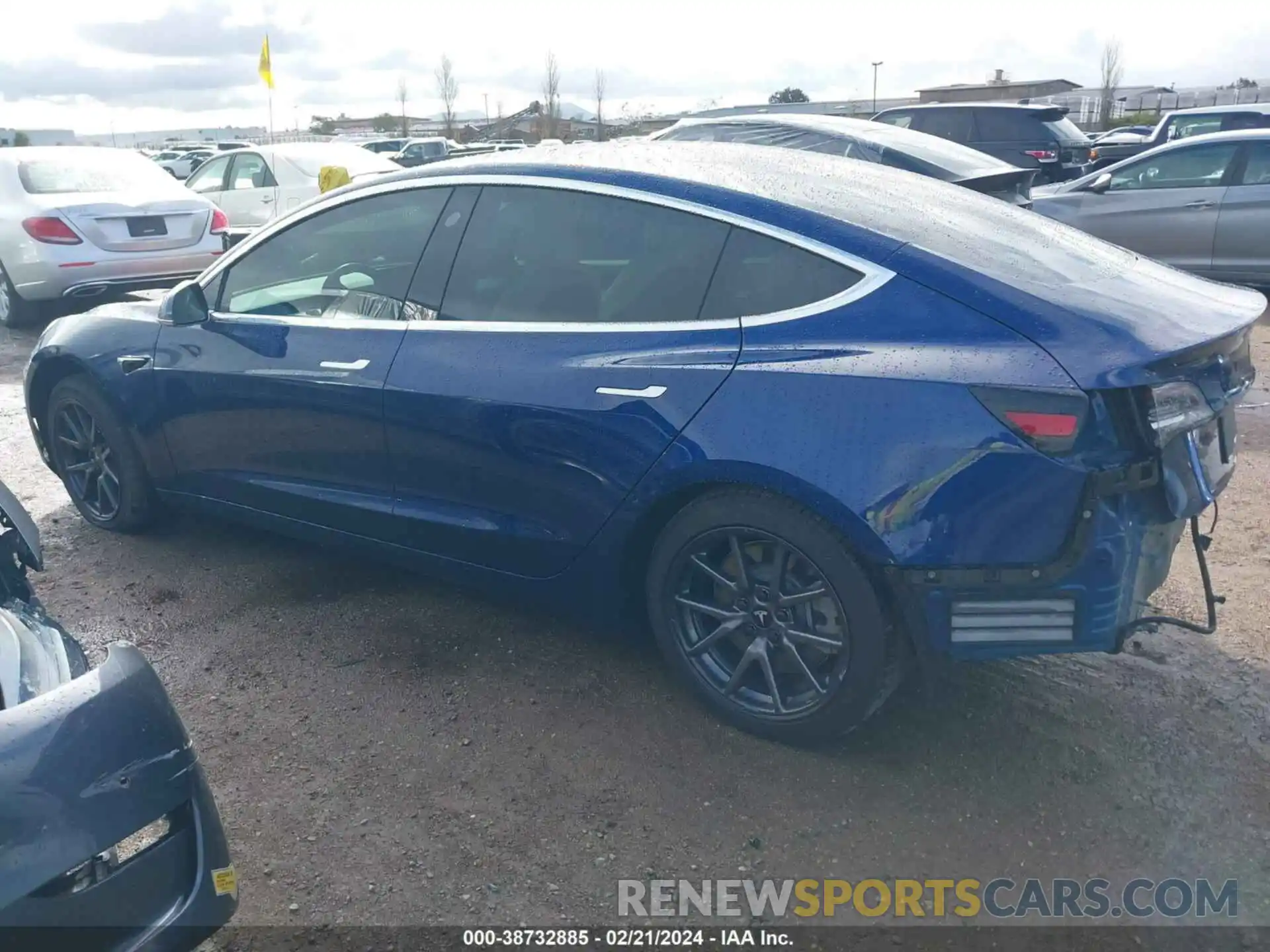 15 Photograph of a damaged car 5YJ3E1EA9KF317947 TESLA MODEL 3 2019