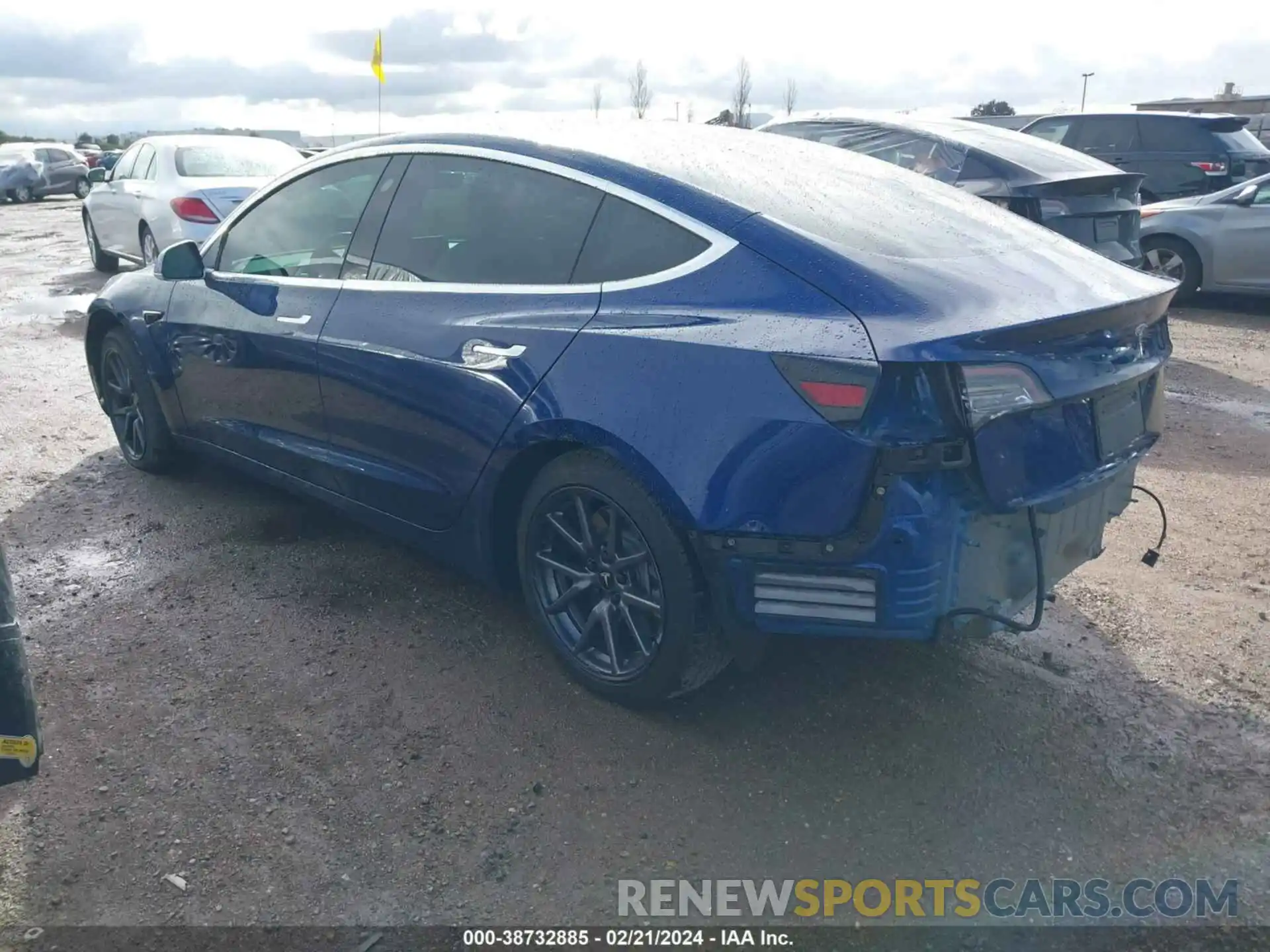 3 Photograph of a damaged car 5YJ3E1EA9KF317947 TESLA MODEL 3 2019