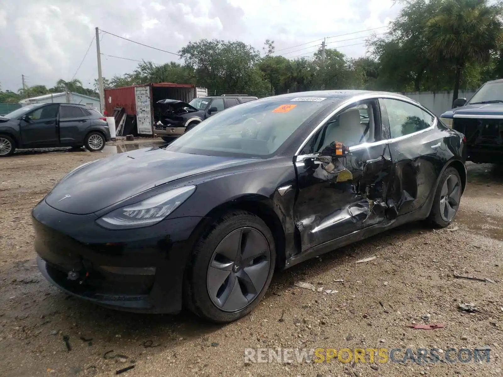 2 Photograph of a damaged car 5YJ3E1EA9KF323568 TESLA MODEL 3 2019