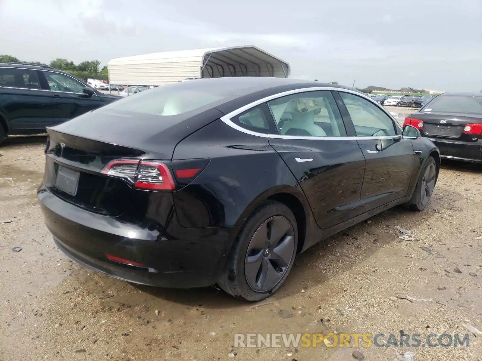 4 Фотография поврежденного автомобиля 5YJ3E1EA9KF323568 TESLA MODEL 3 2019