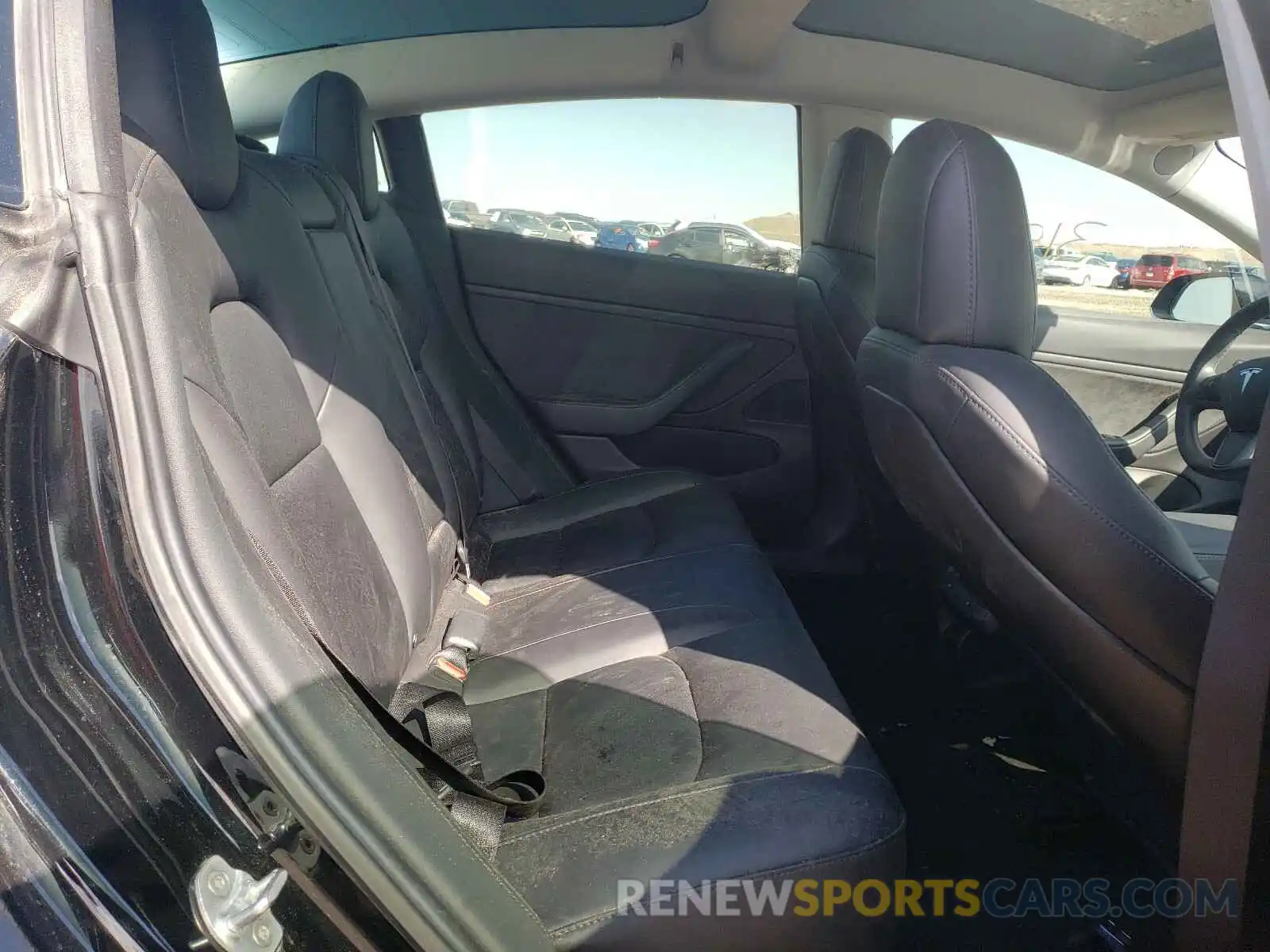 6 Photograph of a damaged car 5YJ3E1EA9KF324638 TESLA MODEL 3 2019