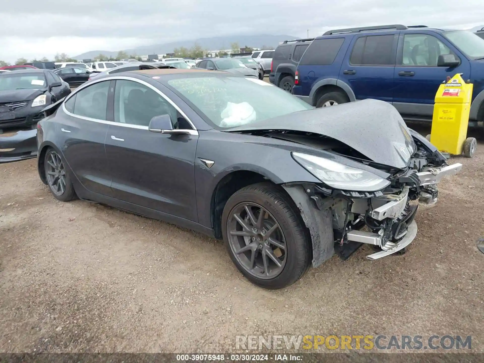 1 Photograph of a damaged car 5YJ3E1EA9KF325515 TESLA MODEL 3 2019