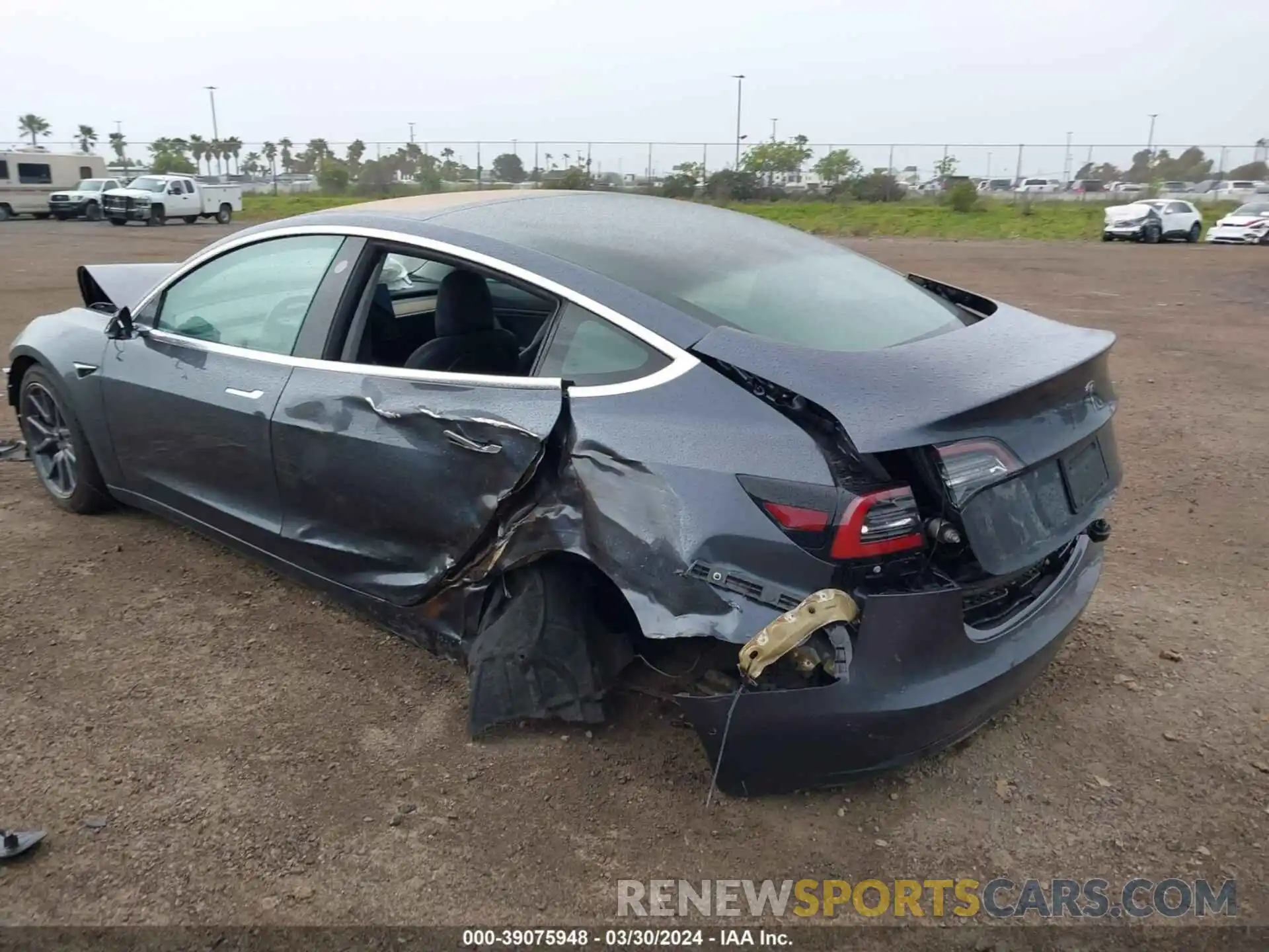 3 Photograph of a damaged car 5YJ3E1EA9KF325515 TESLA MODEL 3 2019