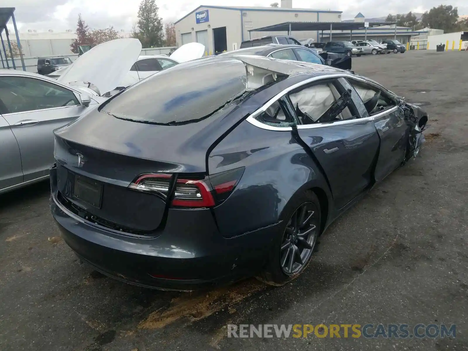 4 Photograph of a damaged car 5YJ3E1EA9KF325546 TESLA MODEL 3 2019