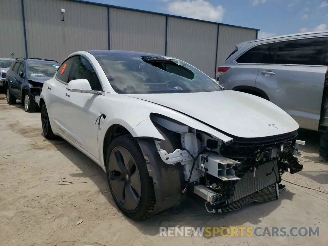 1 Photograph of a damaged car 5YJ3E1EA9KF326695 TESLA MODEL 3 2019