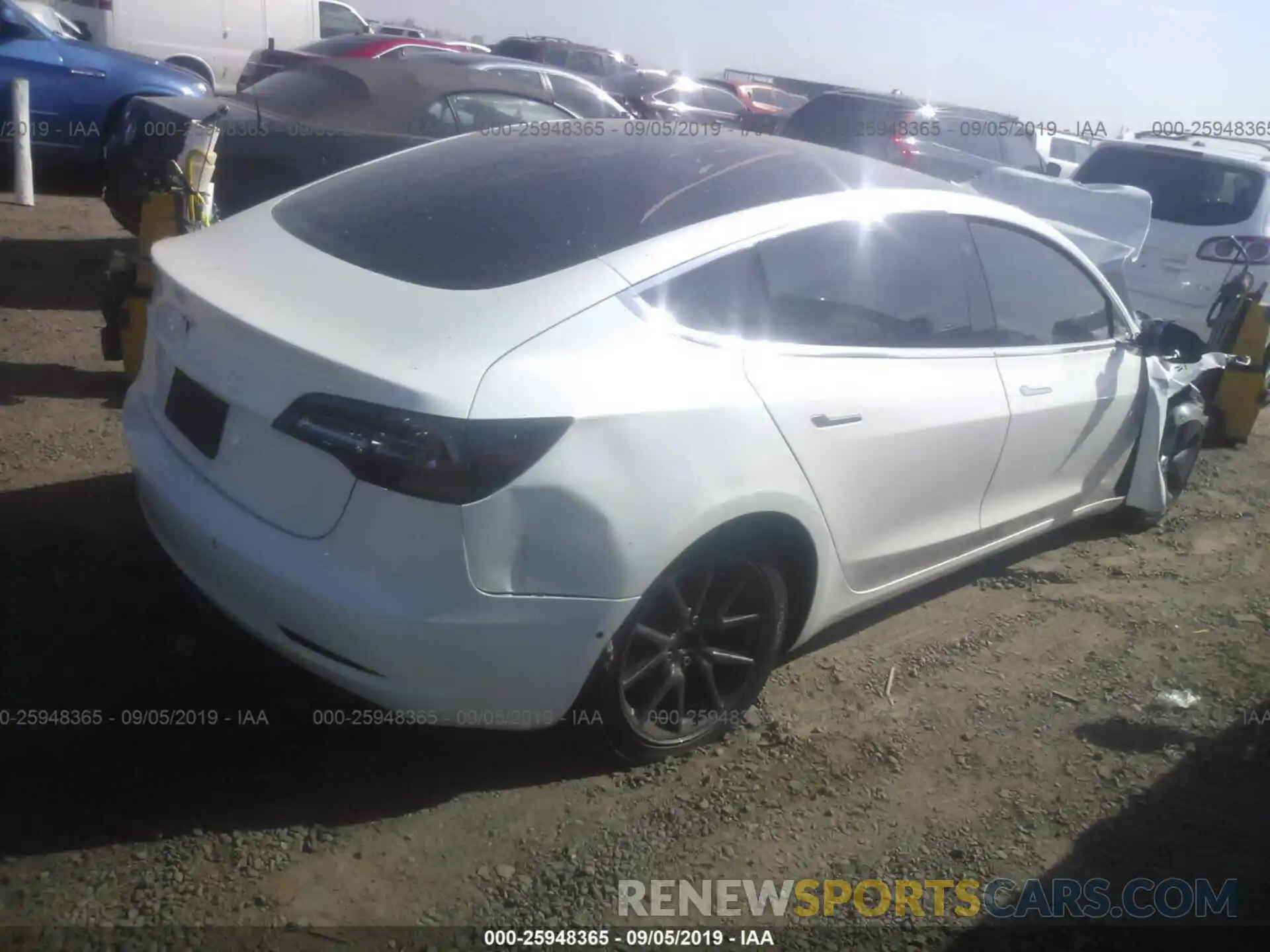 4 Photograph of a damaged car 5YJ3E1EA9KF327202 TESLA MODEL 3 2019