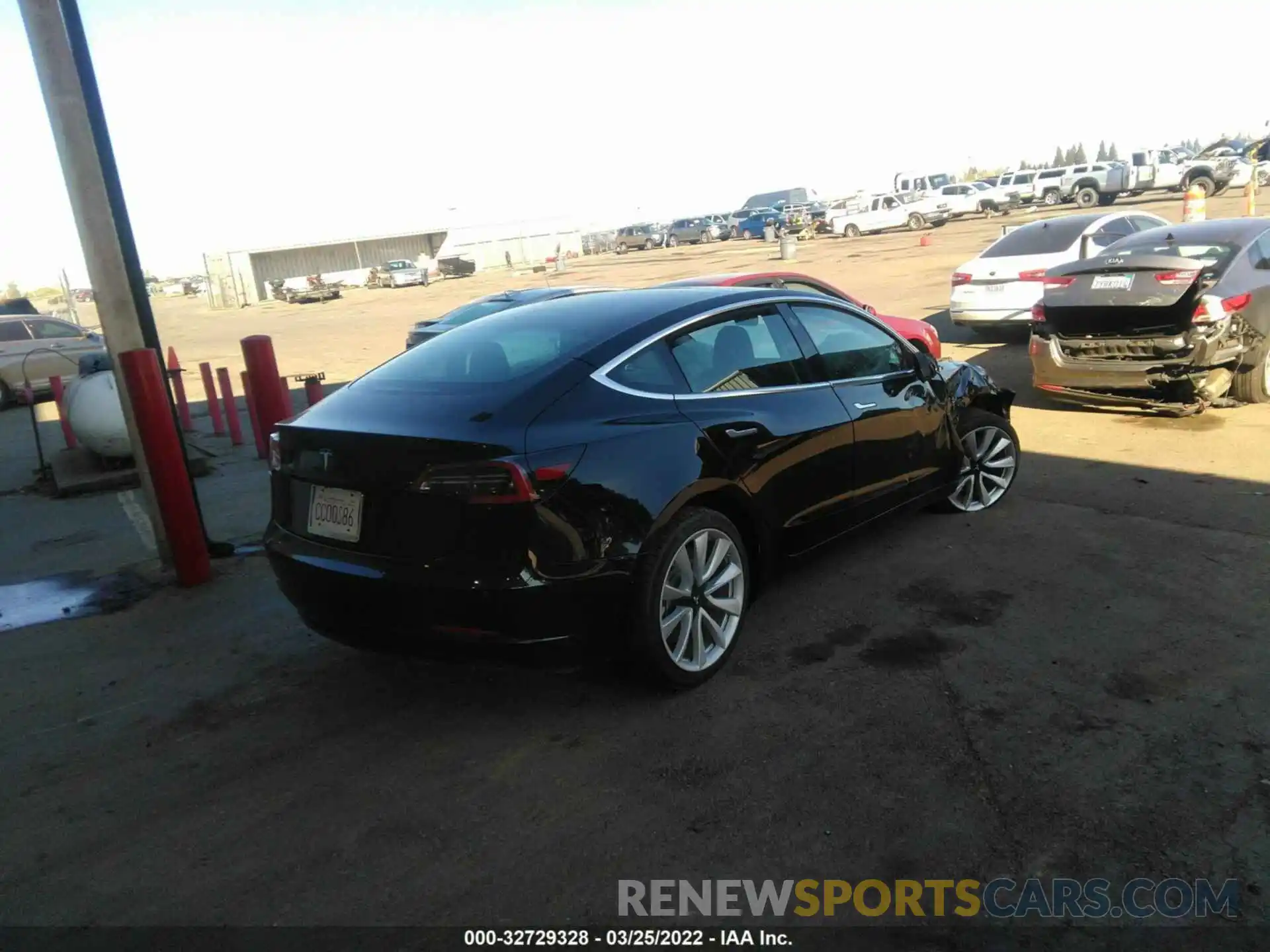 4 Фотография поврежденного автомобиля 5YJ3E1EA9KF331704 TESLA MODEL 3 2019