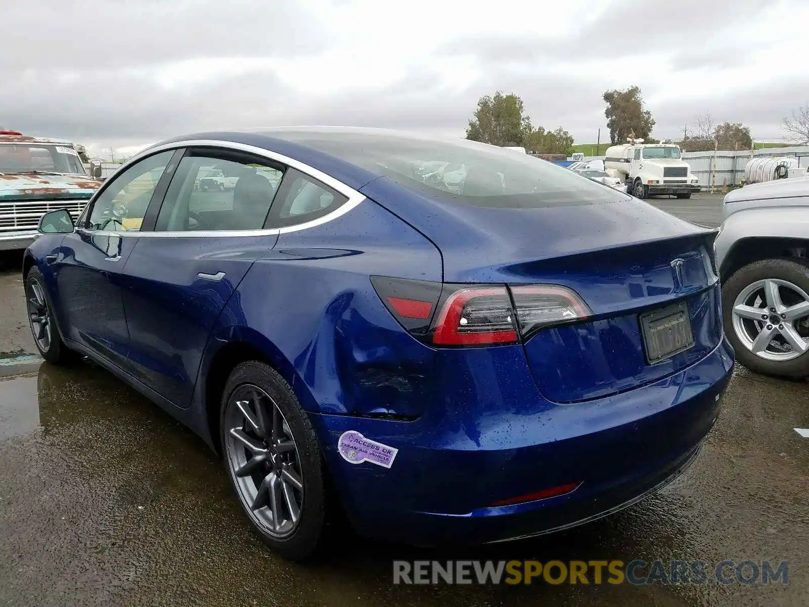 3 Photograph of a damaged car 5YJ3E1EA9KF344727 TESLA MODEL 3 2019