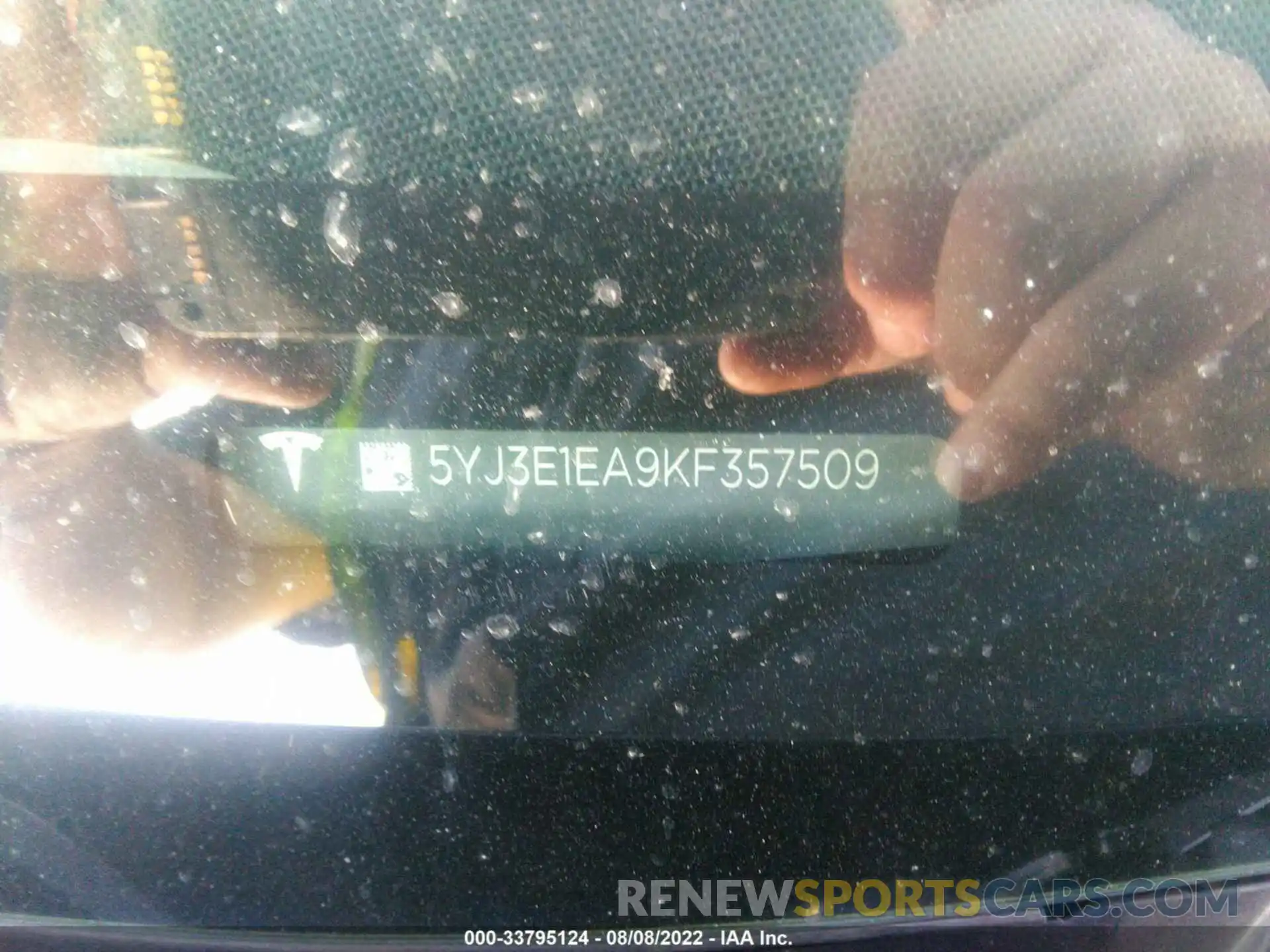 9 Photograph of a damaged car 5YJ3E1EA9KF357509 TESLA MODEL 3 2019