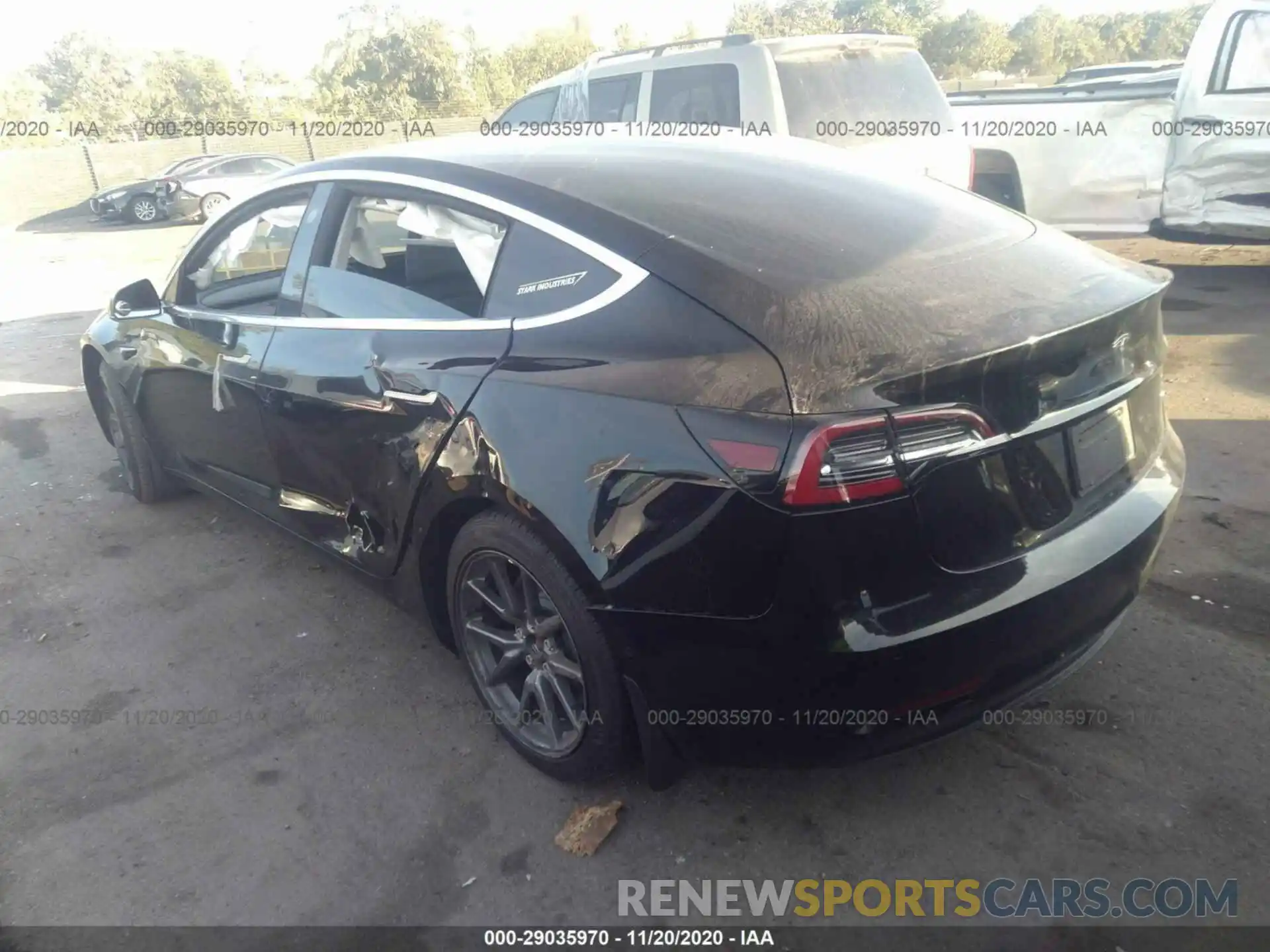 3 Photograph of a damaged car 5YJ3E1EA9KF395452 TESLA MODEL 3 2019