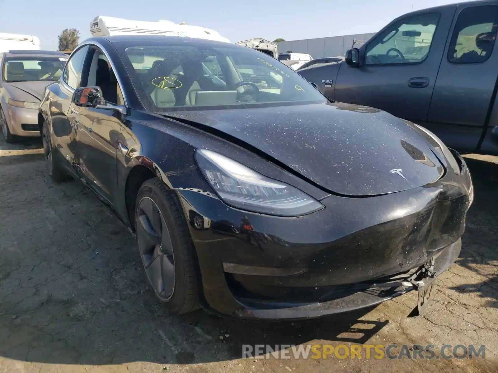 1 Photograph of a damaged car 5YJ3E1EA9KF395631 TESLA MODEL 3 2019