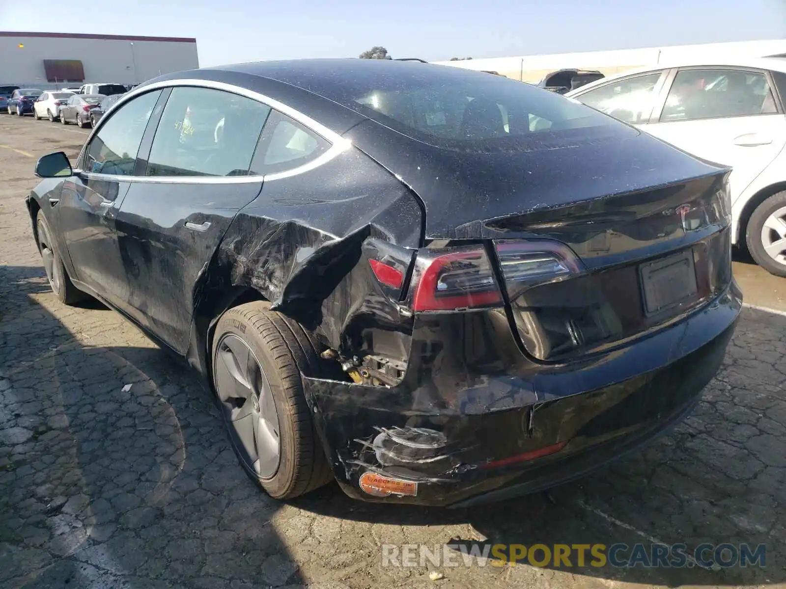 3 Photograph of a damaged car 5YJ3E1EA9KF395631 TESLA MODEL 3 2019