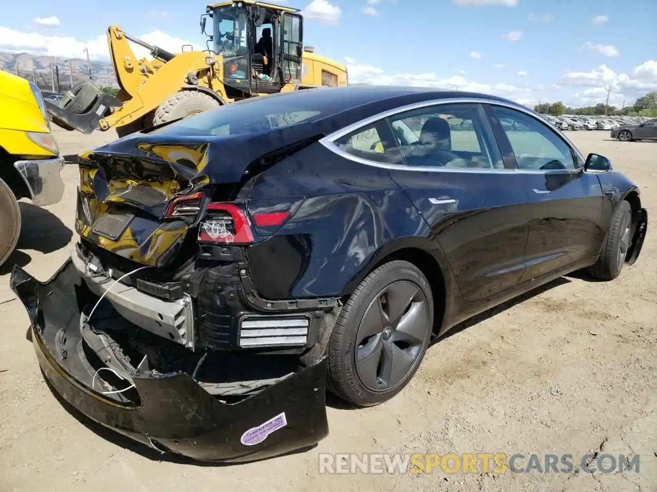 4 Фотография поврежденного автомобиля 5YJ3E1EA9KF397847 TESLA MODEL 3 2019