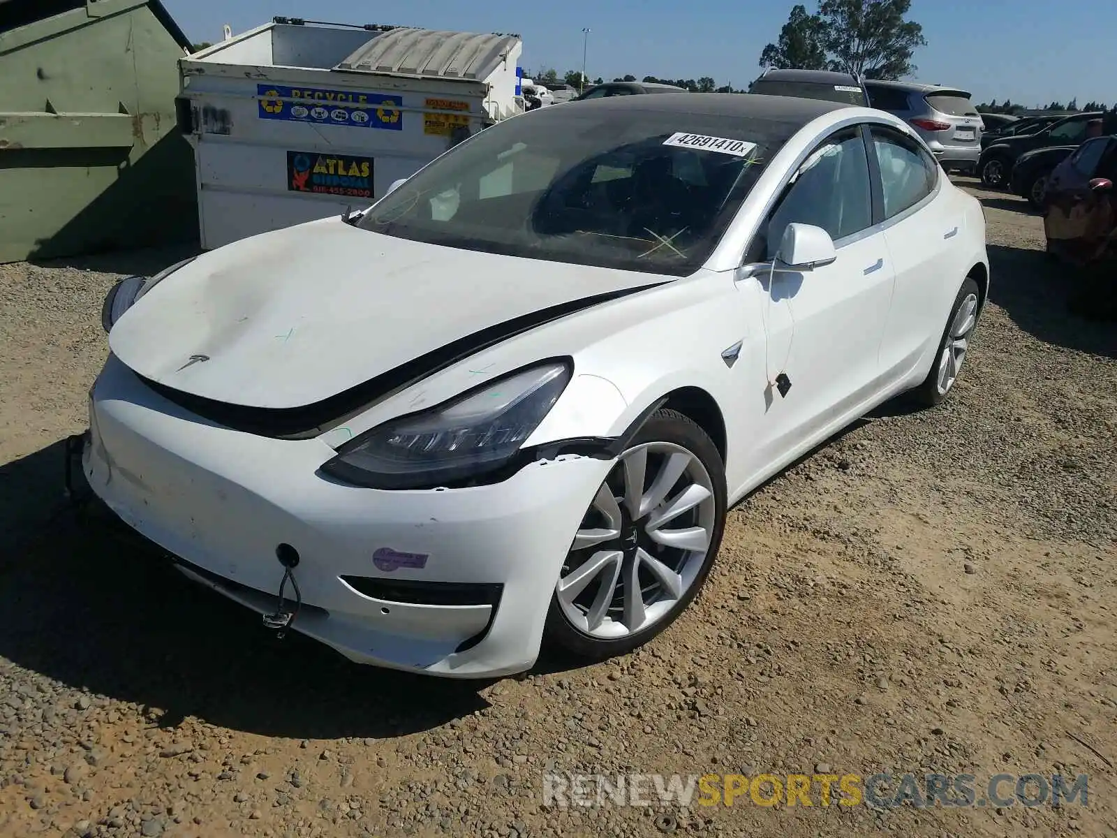 2 Photograph of a damaged car 5YJ3E1EA9KF402318 TESLA MODEL 3 2019