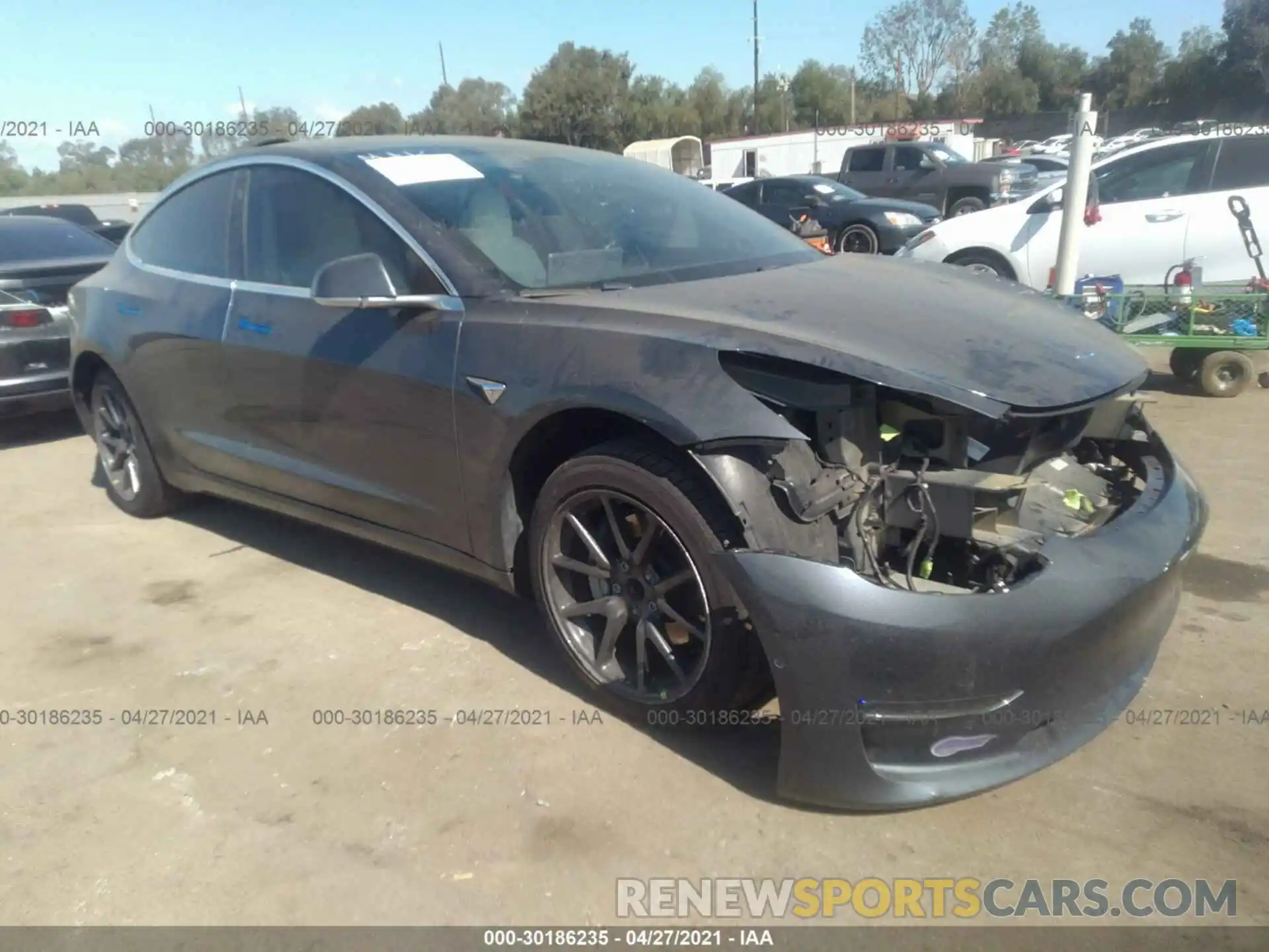 1 Photograph of a damaged car 5YJ3E1EA9KF402917 TESLA MODEL 3 2019