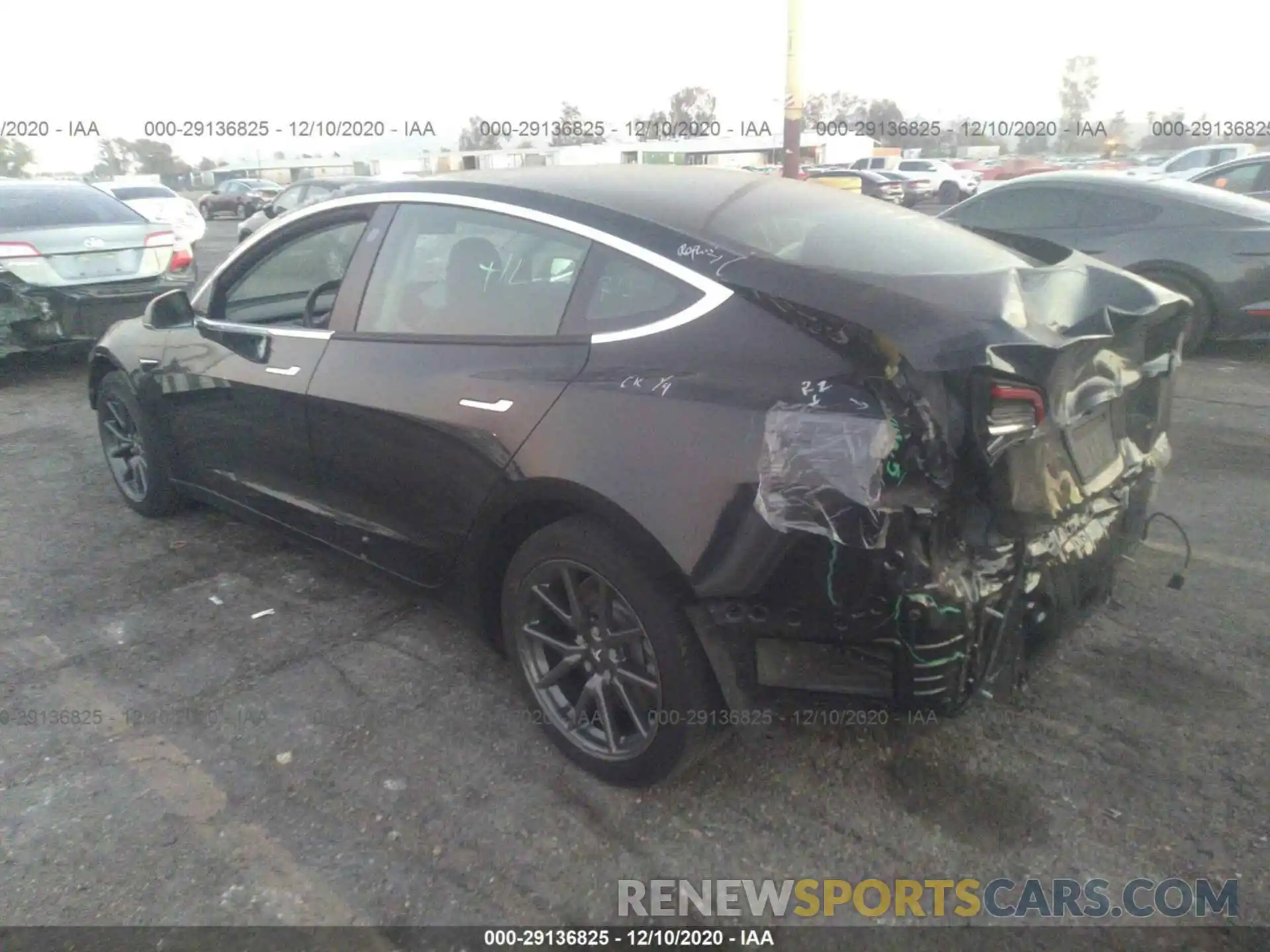 3 Photograph of a damaged car 5YJ3E1EA9KF409883 TESLA MODEL 3 2019