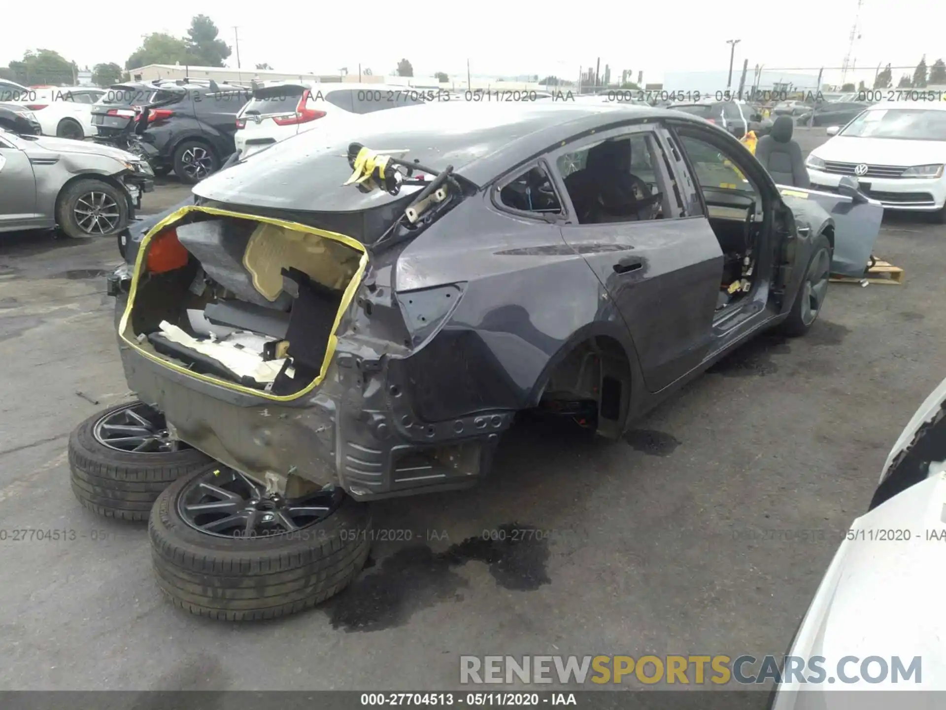 4 Photograph of a damaged car 5YJ3E1EA9KF421161 TESLA MODEL 3 2019