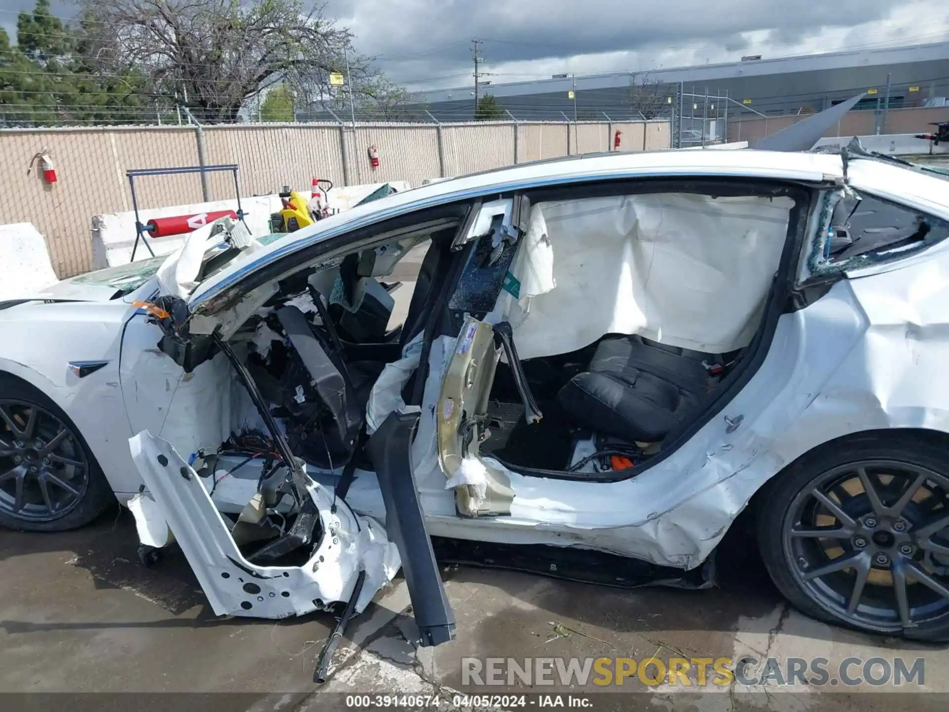 6 Фотография поврежденного автомобиля 5YJ3E1EA9KF427316 TESLA MODEL 3 2019