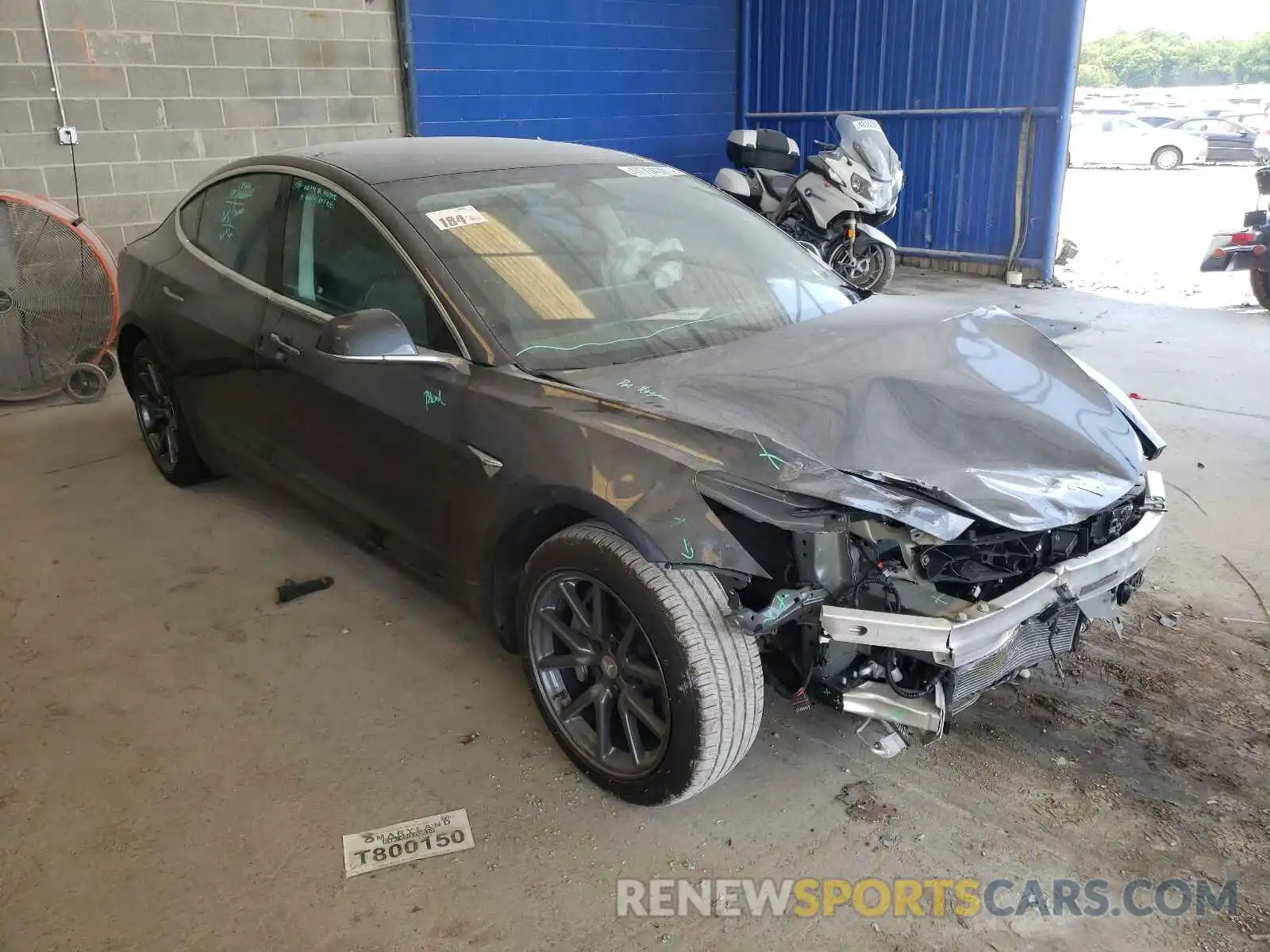 1 Photograph of a damaged car 5YJ3E1EA9KF482932 TESLA MODEL 3 2019