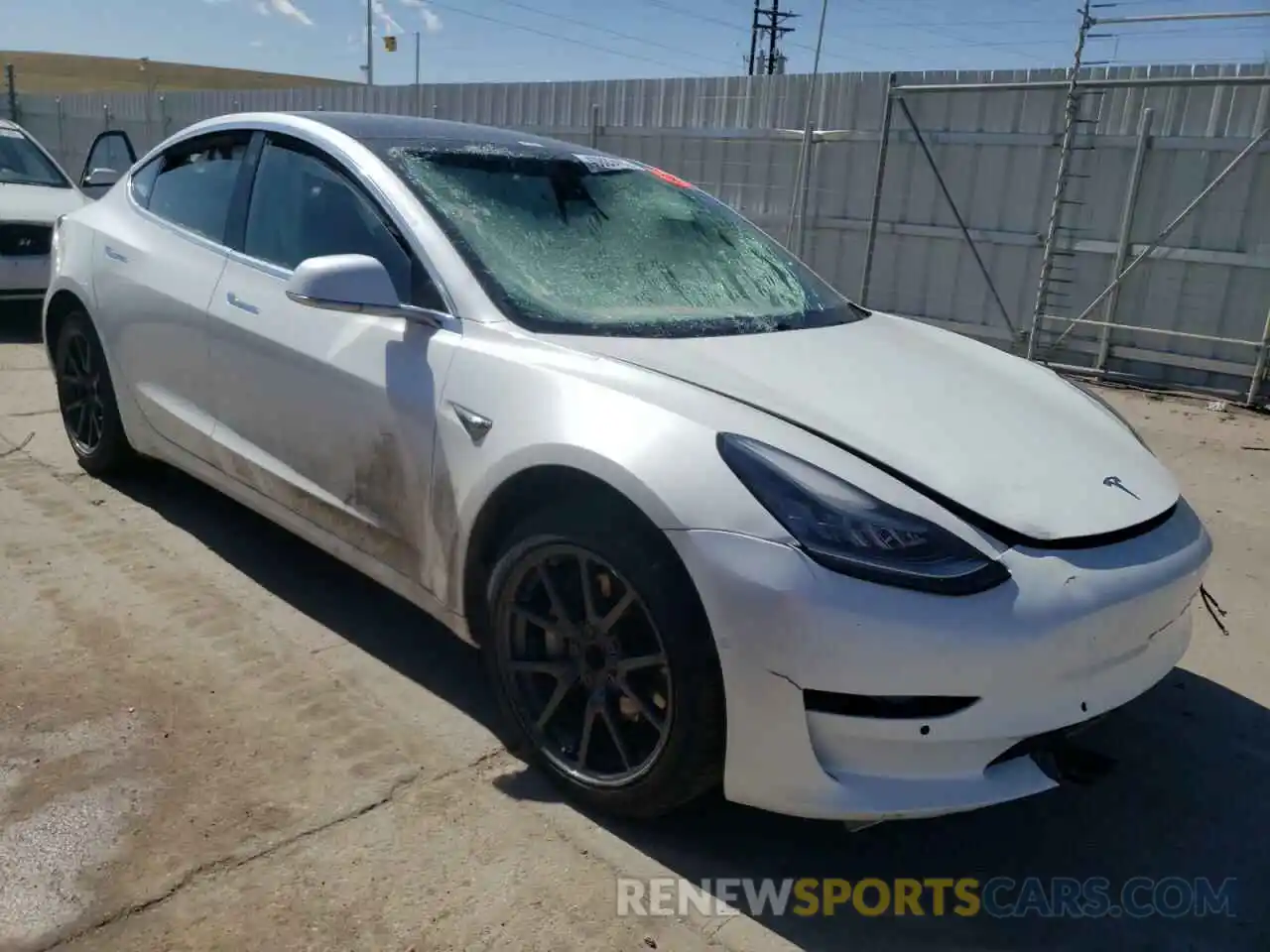 1 Photograph of a damaged car 5YJ3E1EA9KF483613 TESLA MODEL 3 2019