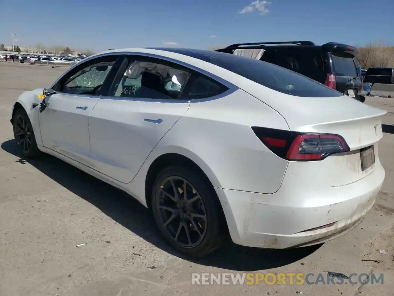 3 Photograph of a damaged car 5YJ3E1EA9KF483613 TESLA MODEL 3 2019