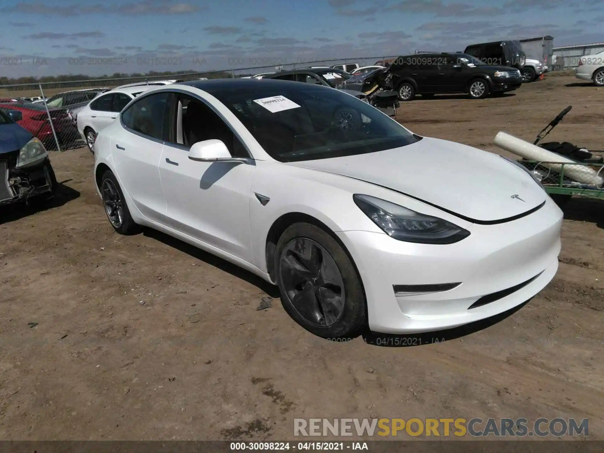 1 Photograph of a damaged car 5YJ3E1EA9KF484051 TESLA MODEL 3 2019